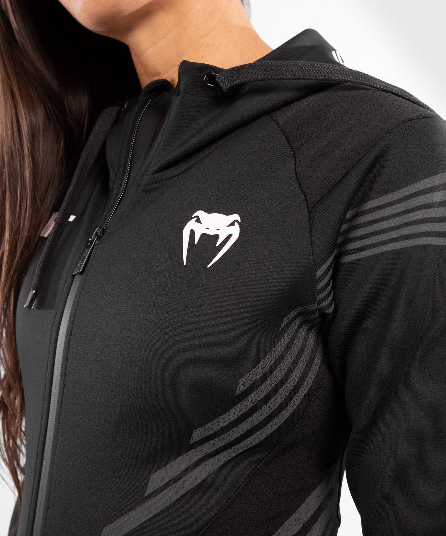 UFC Venum Fighters Authentic Fight Night Damen Walkout Hoodie - Schwarz