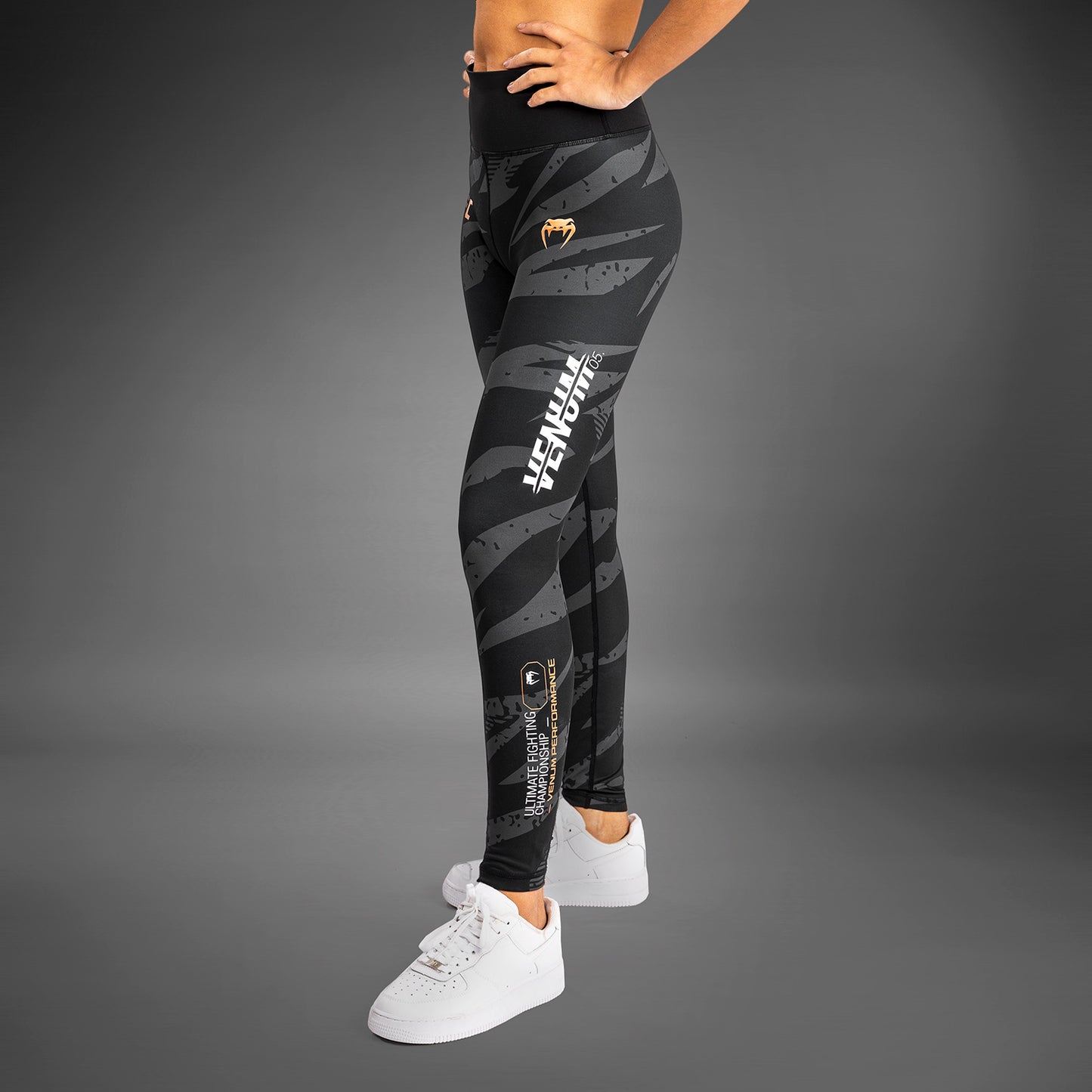 UFC Adrenaline by Venum Fight Week Frauen Leistung Tight - Urban Camo