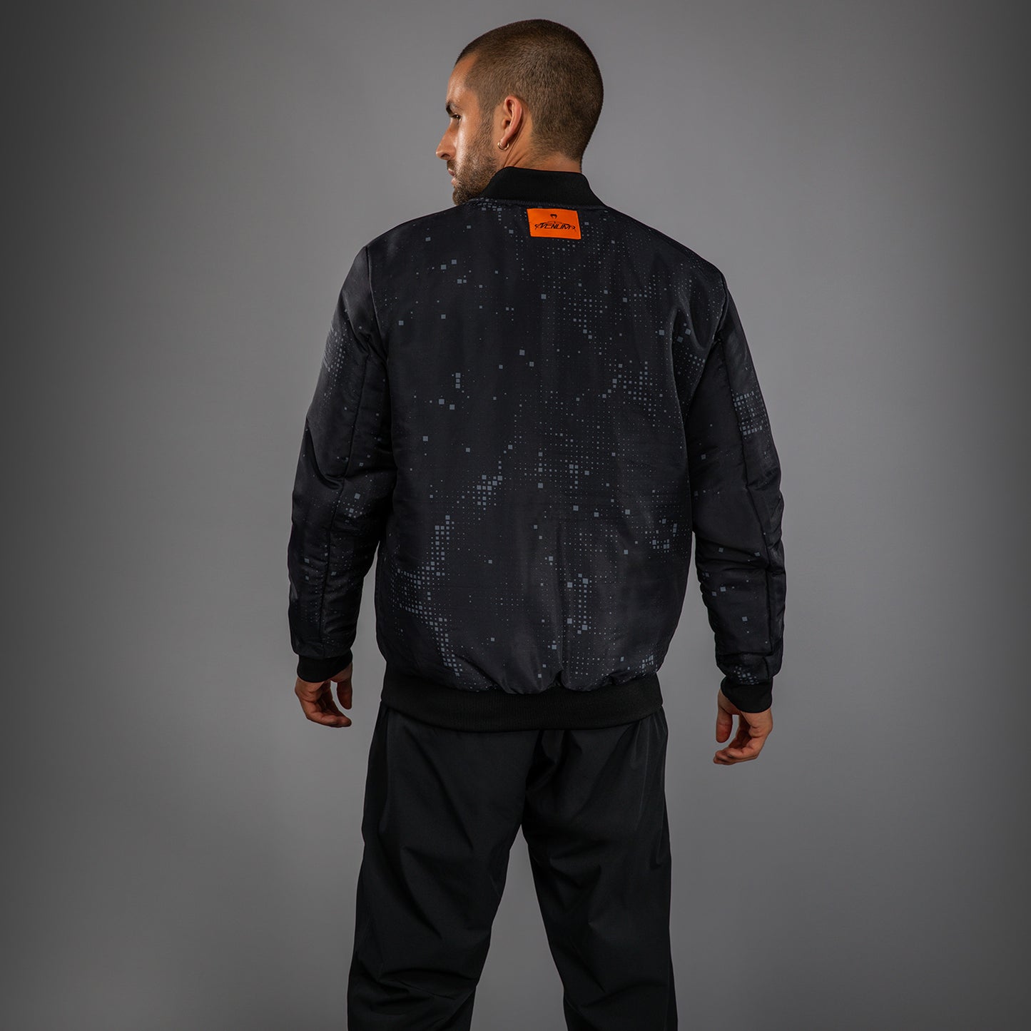 Venum Eclipse Bomberjacke – Schwarz/Ivory