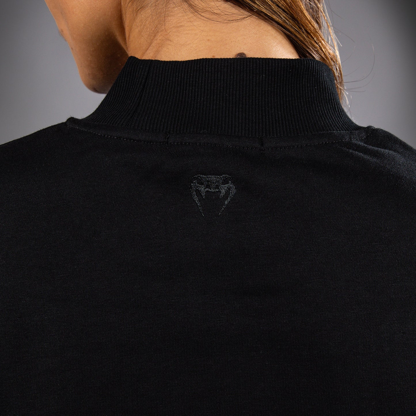 Venum Pulse Damen Cropped Sweatshirt - Schwarz/Weiß