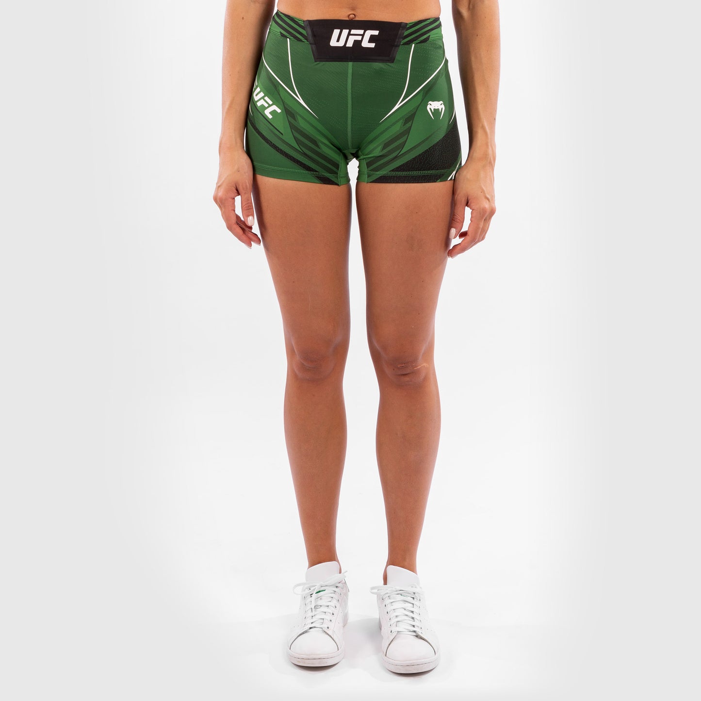 UFC Venum Authentic Fight Night Damen Vale Tudo Shorts - Short Fit - Grün