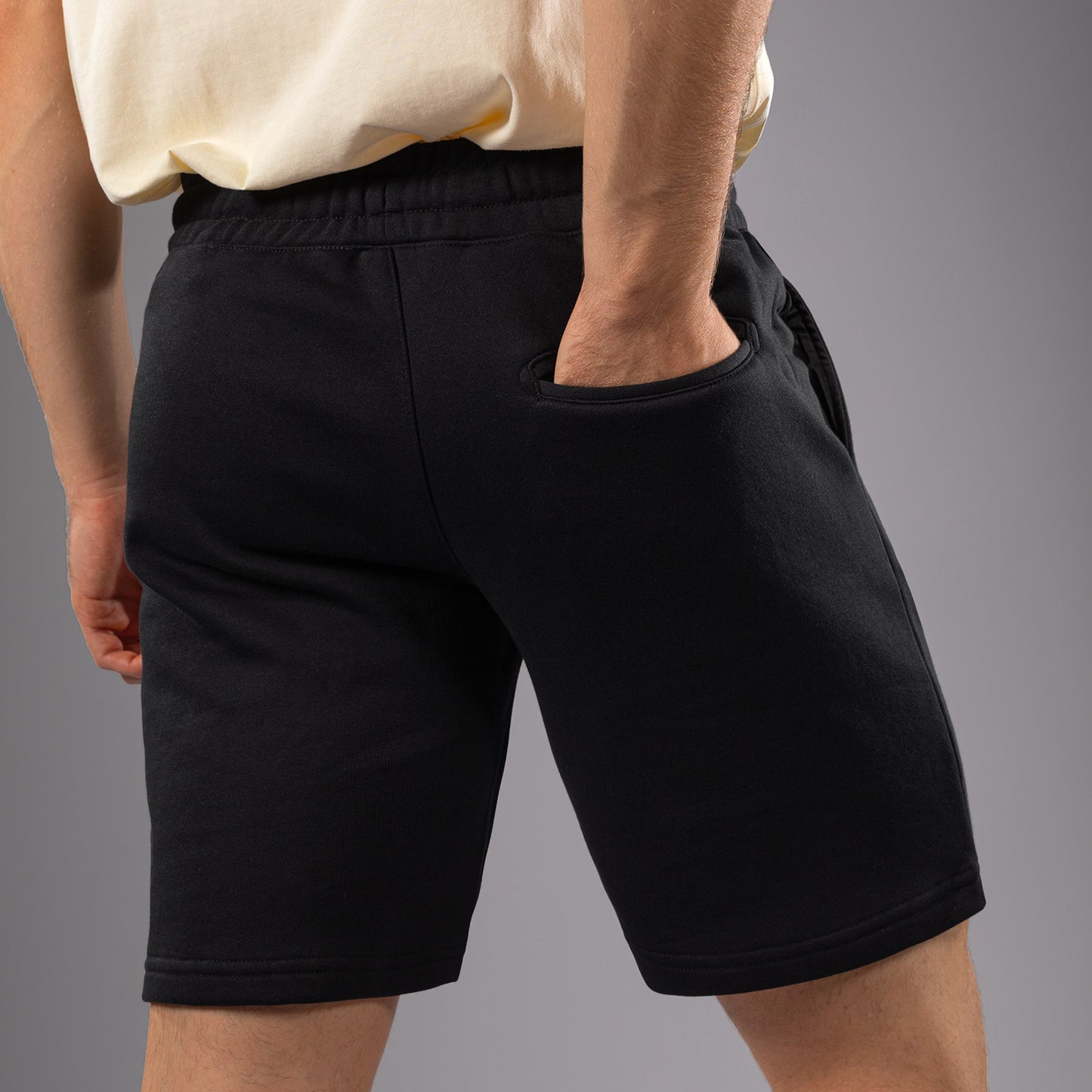 Venum Classic Shorts - Schwarz