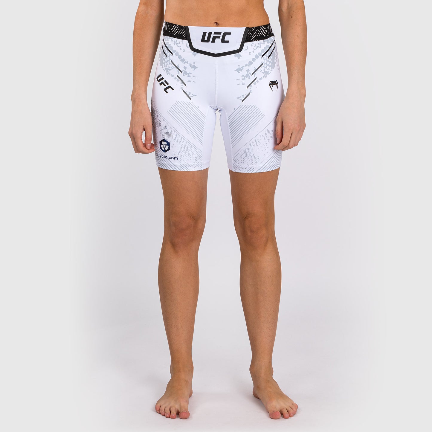 UFC Adrenaline by Venum Authentic Fight Night Vale Tudo Short für Frauen - Lange Passform - Weiß