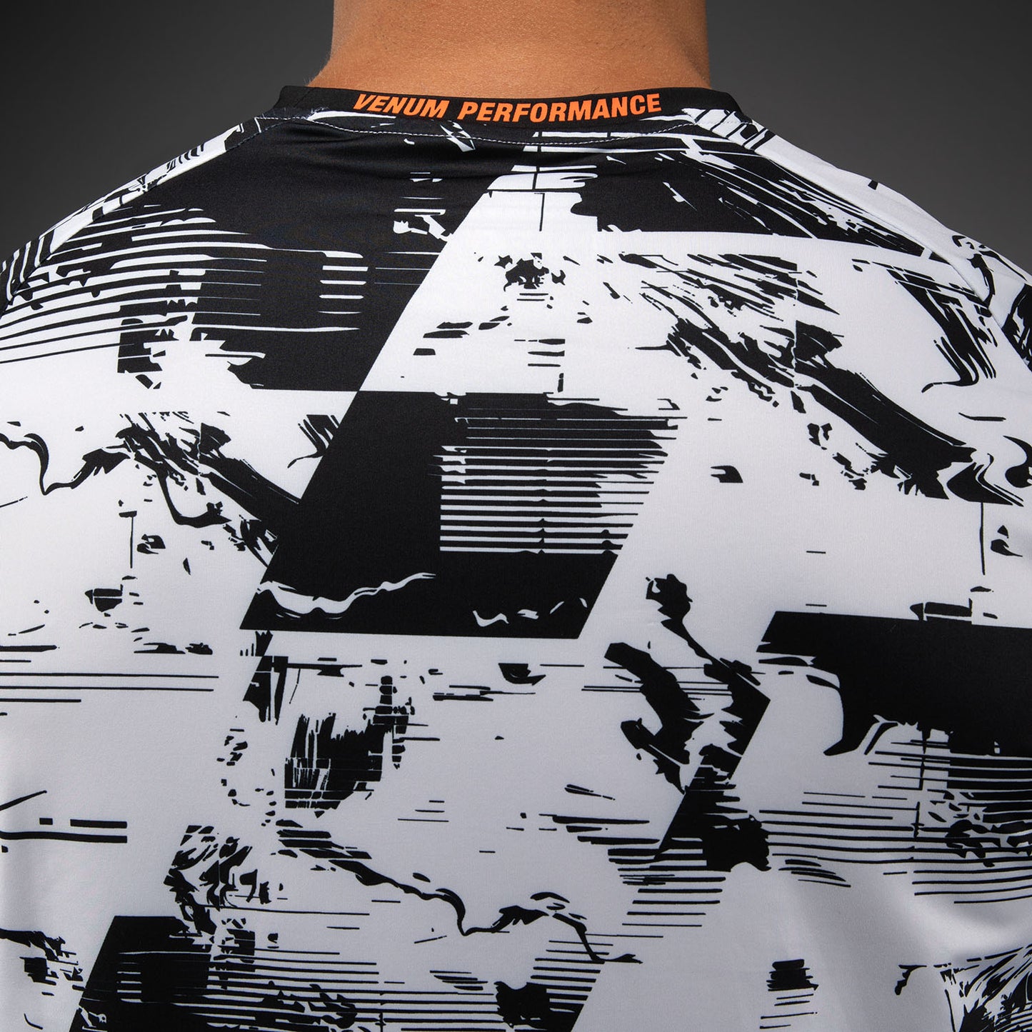 UFC Zenith by Venum Authentic Fight Week Performance Kurzarm T-Shirt Herren - Weiß