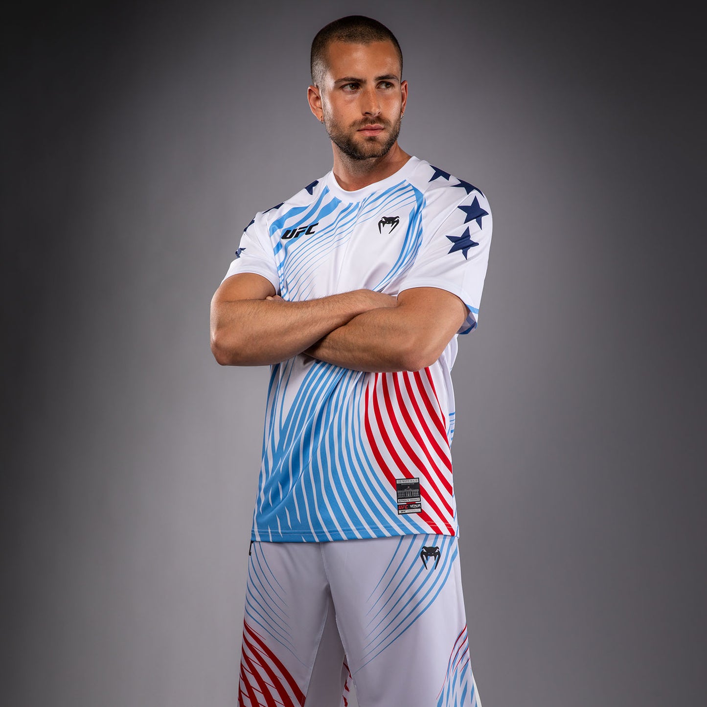 Official UFC Freedom 250 by Venum Authentic Fight Night Walkout Jersey für Herren - Weiß
