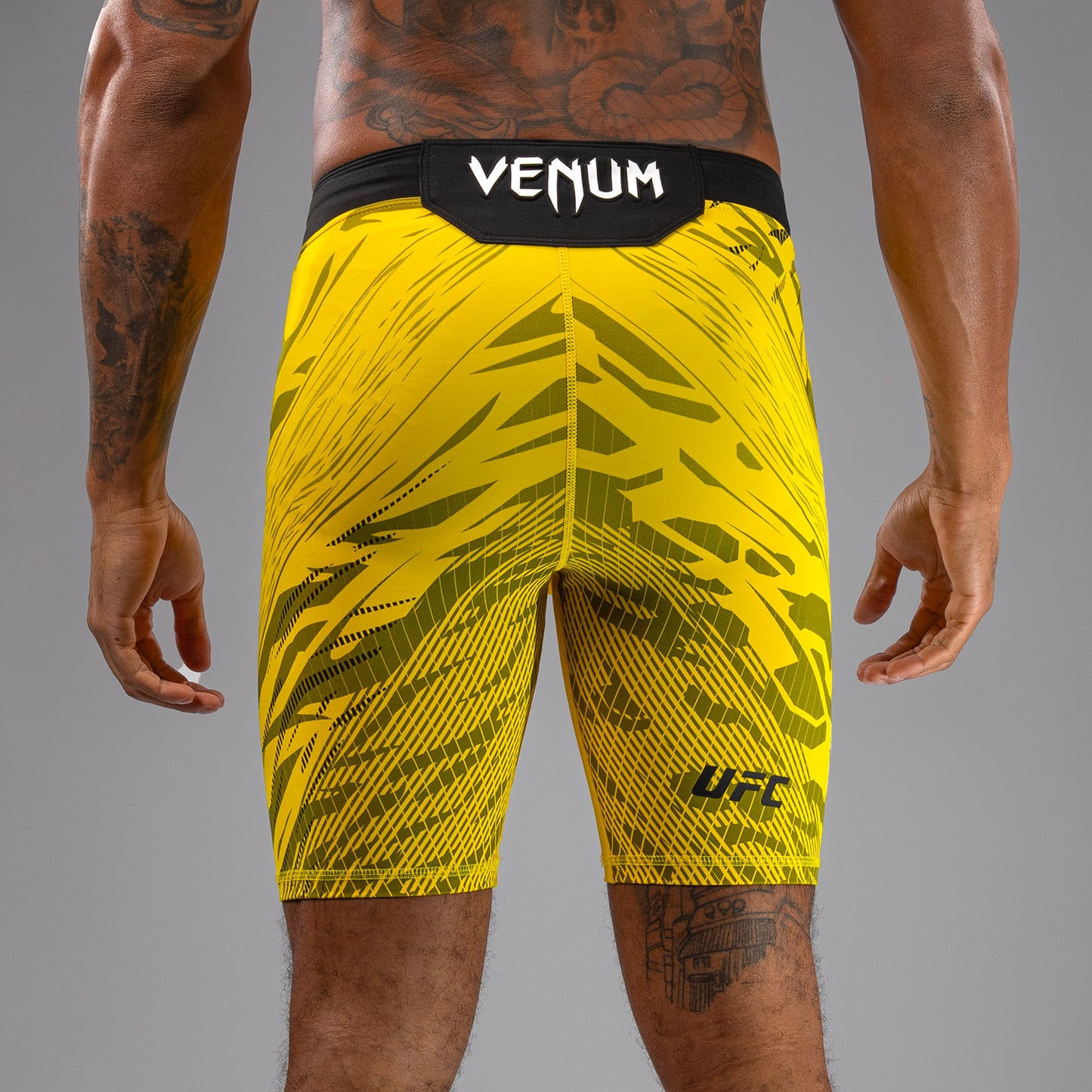 UFC Fusion by Venum Authentic Fight Night Herren Vale Tudo Short - Gelb