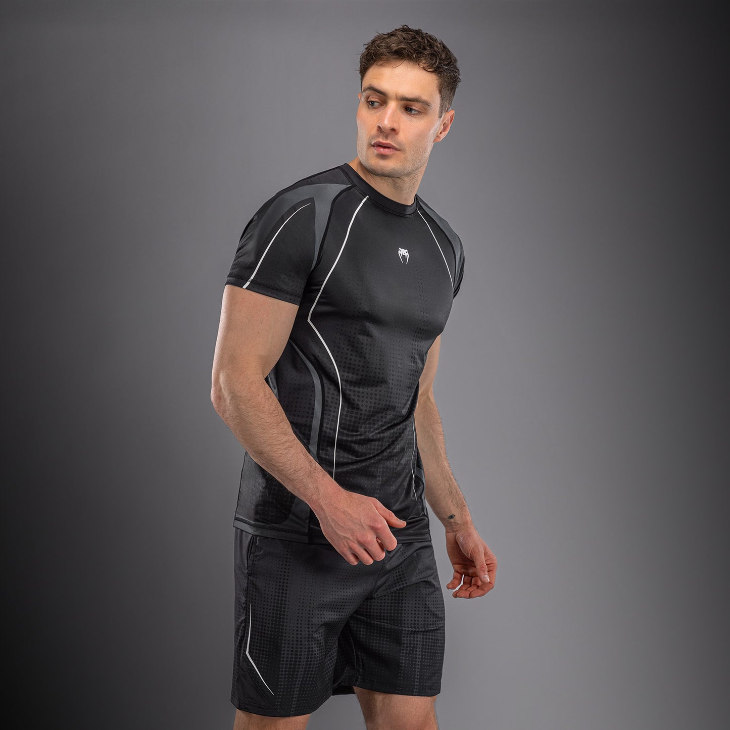 Venum Stealth Dry-Tech-T-Shirt – Schwarz/Weiß