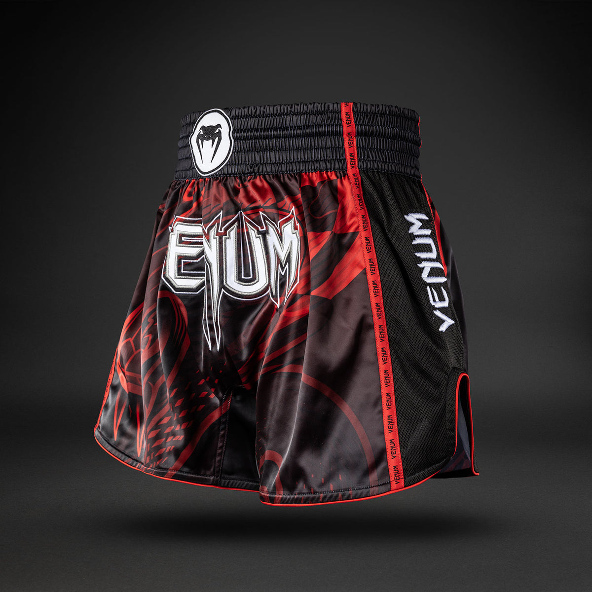 Venum Crimson Viper 2.0 Muay-Thai-Shorts - Schwarz/Rot