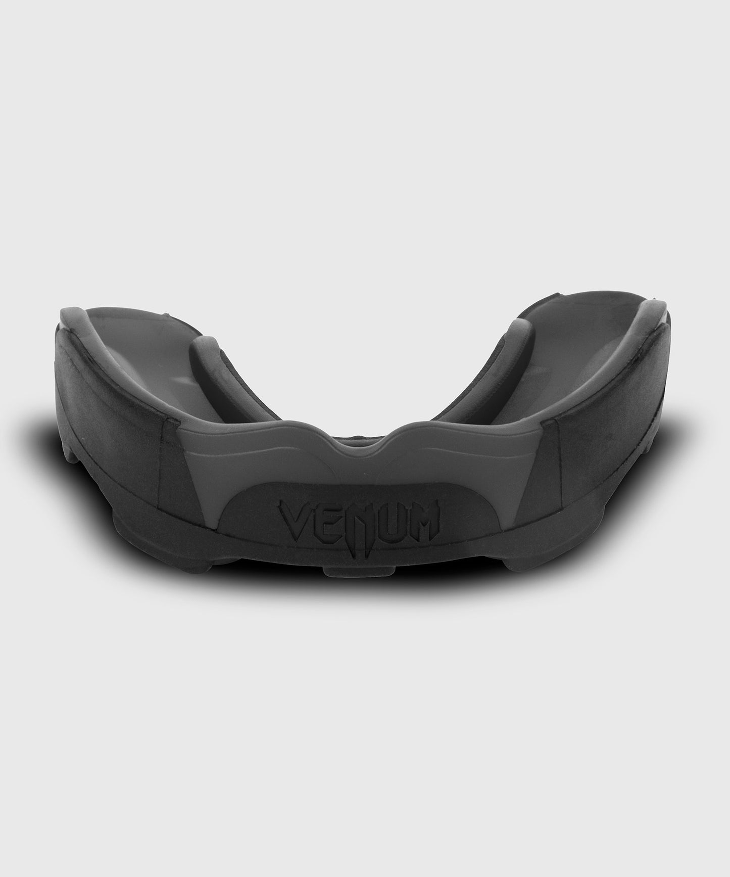 Venum Predator Mundschutz - Schwarz