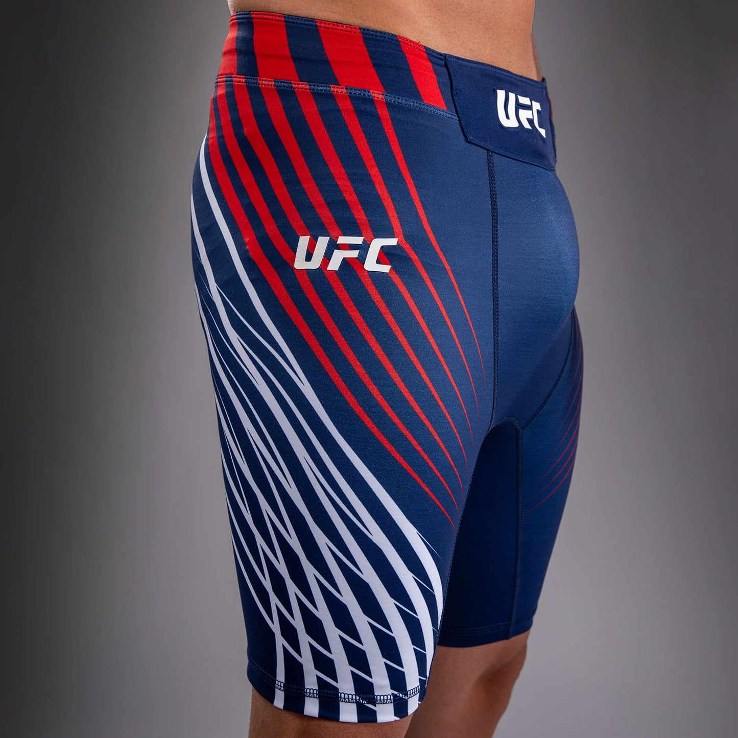 Official UFC Freedom 250 by Venum Authentic Fight Night Vale Tudo Shorts für Herren - Blau