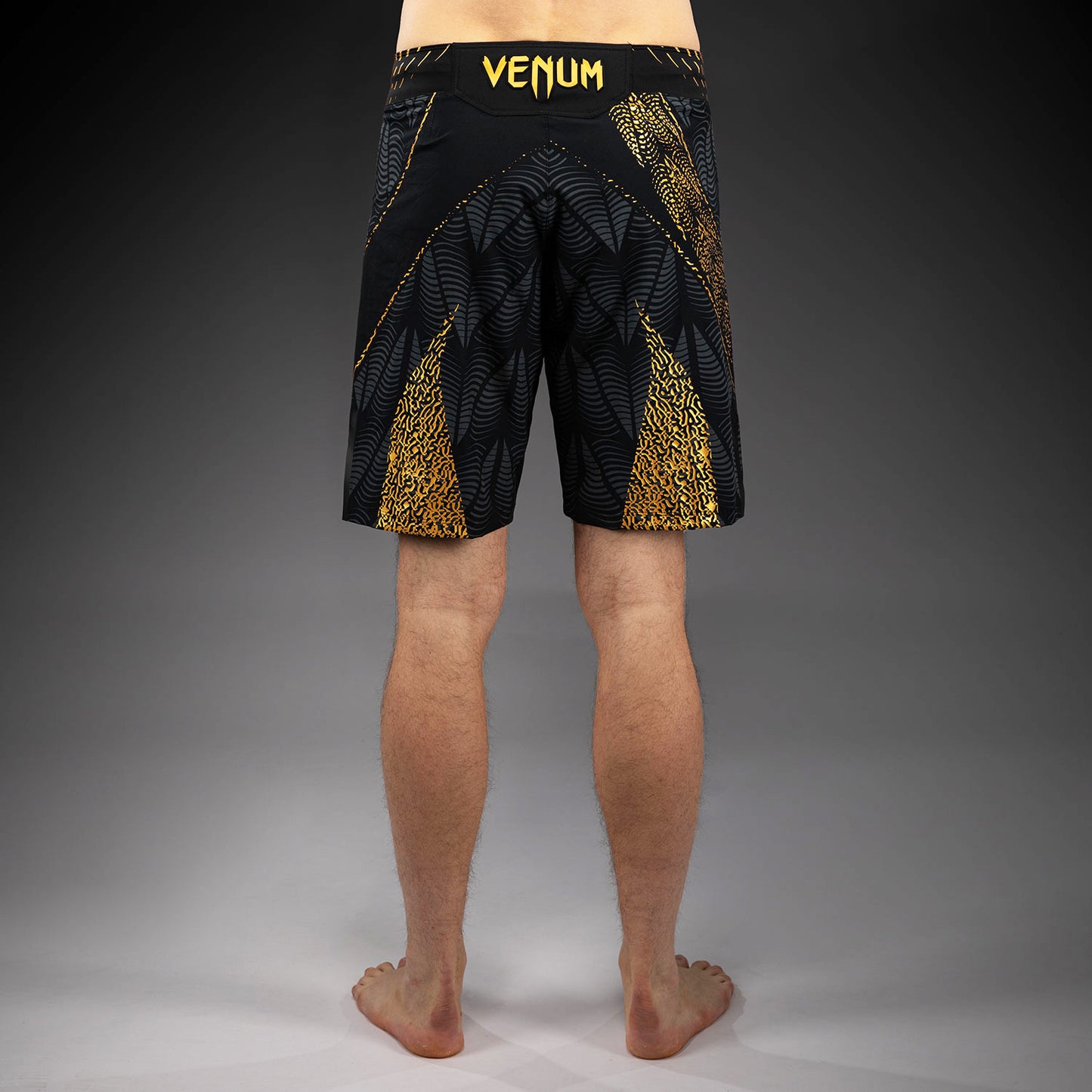 UFC Zenith by Venum Authentic Fight Night Lange Passform Fight Short Herren Personalisiert - Champion
