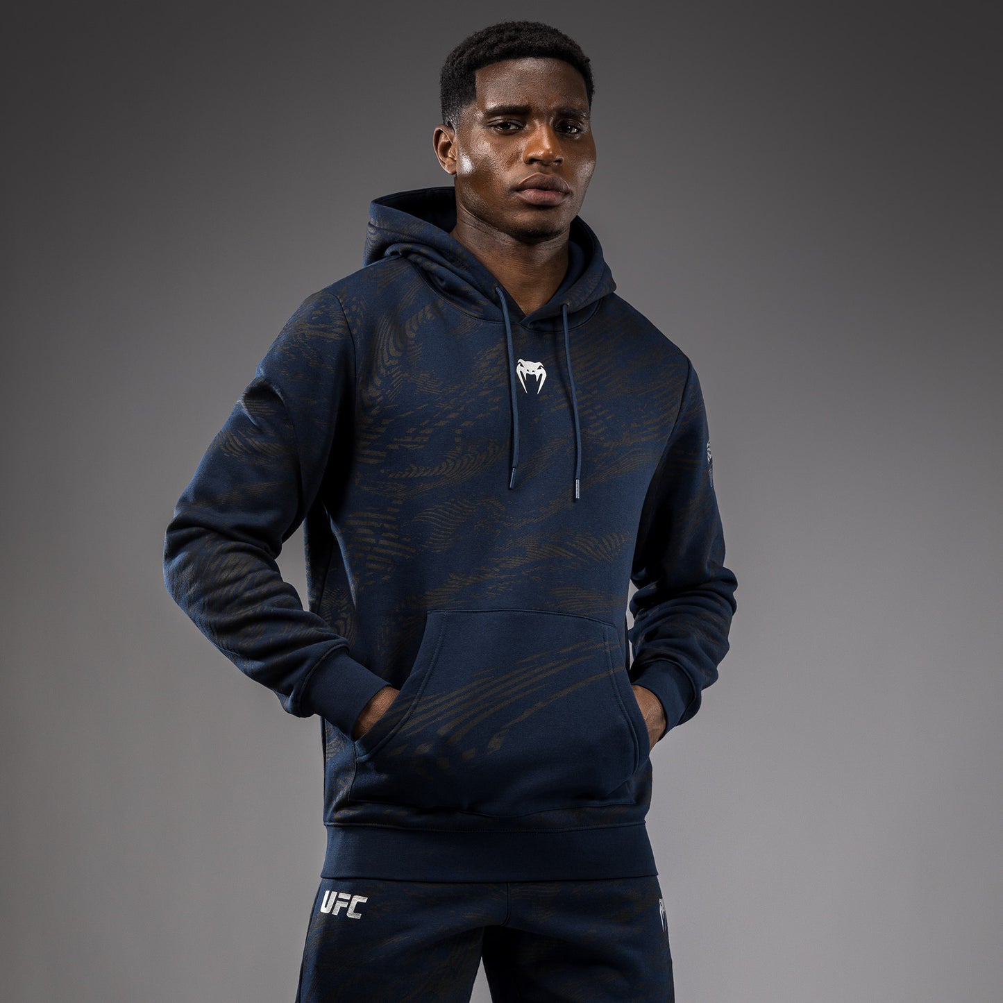 UFC Fusion by Venum Fight Week Herren Pullover Hoodie - Ozeanisches Blau