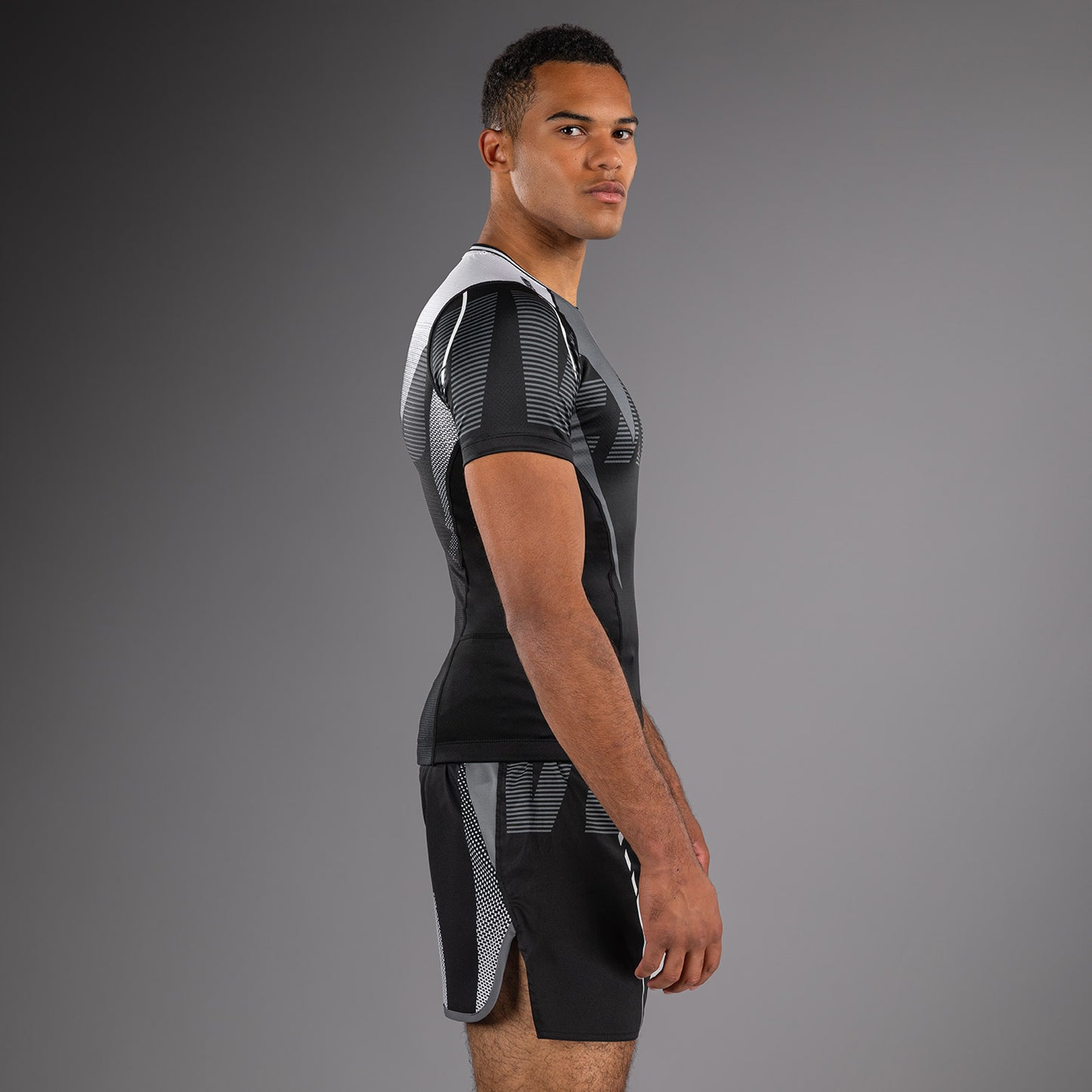 Venum Adrenaline Kurzarm Rashguard – Schwarz/Silbergrau