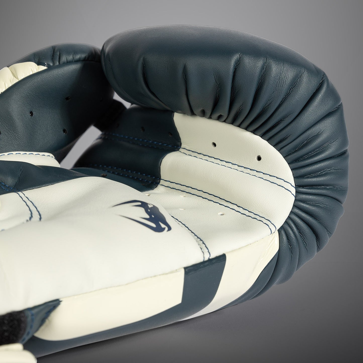 Venum Elite Boxhandschuhe - Weiß/Marineblau