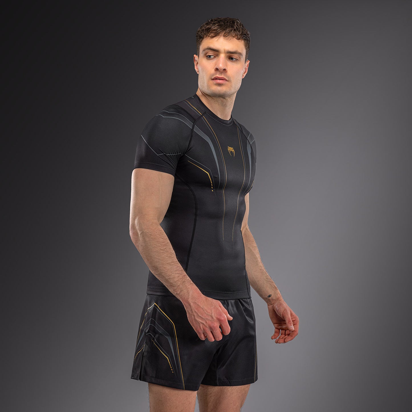 Venum Streamline Kurzarm Rashguards – Schwarz/Gold