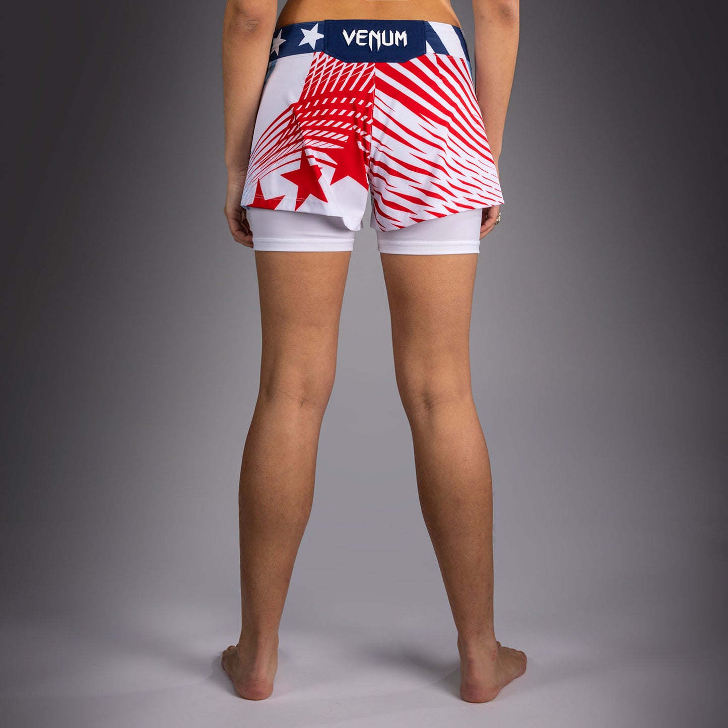 Official UFC Freedom 250 by Venum Authentic Fight Night Fight Shorts für Damen - Weiß