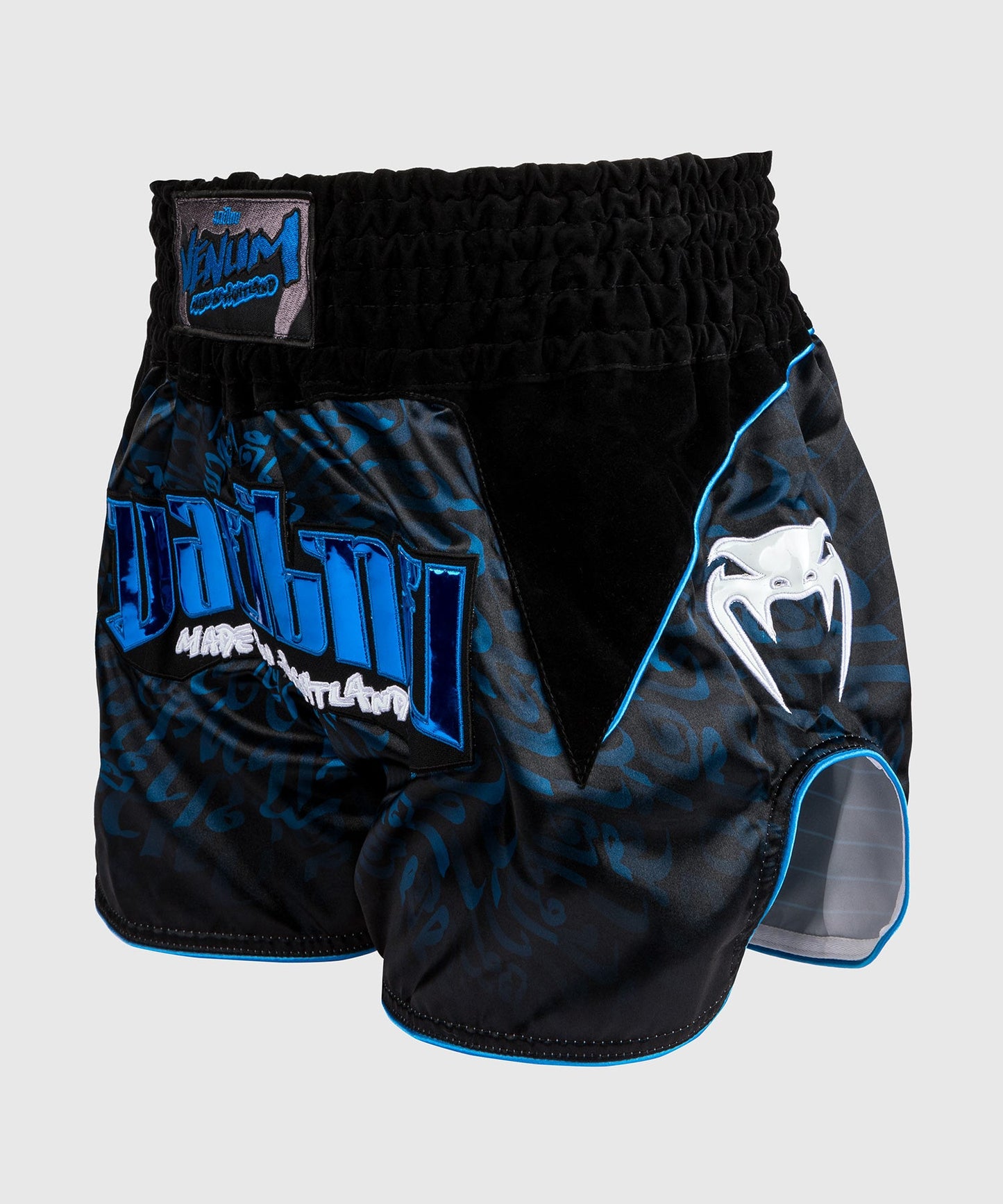 Venum Attack Muay Thai Shorts - Schwarz/Blau
