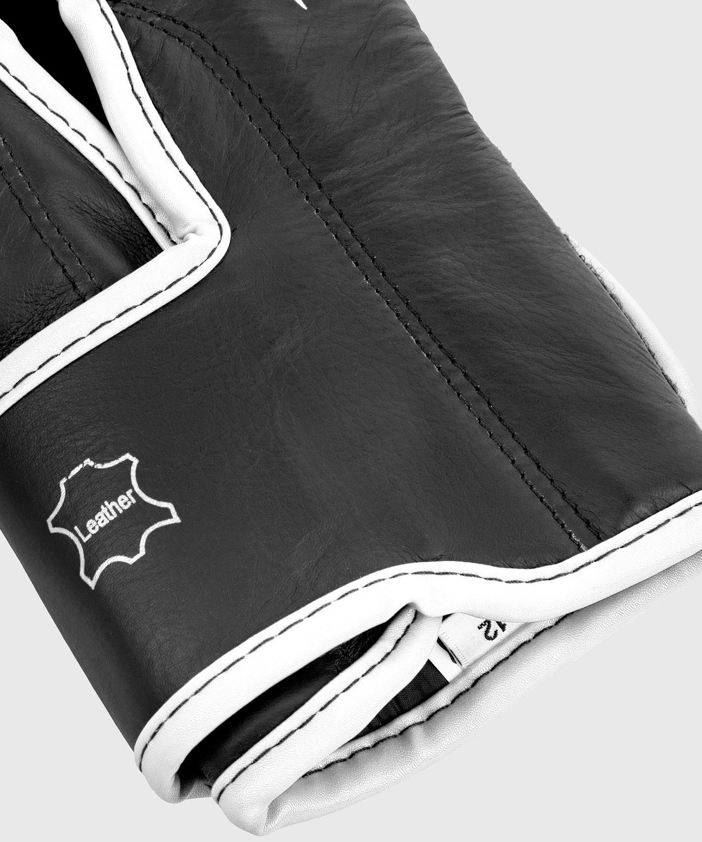 Venum Giant 2.0 professionelle Boxhandschuhe - Klettverschluss - Schwarz/Weiß