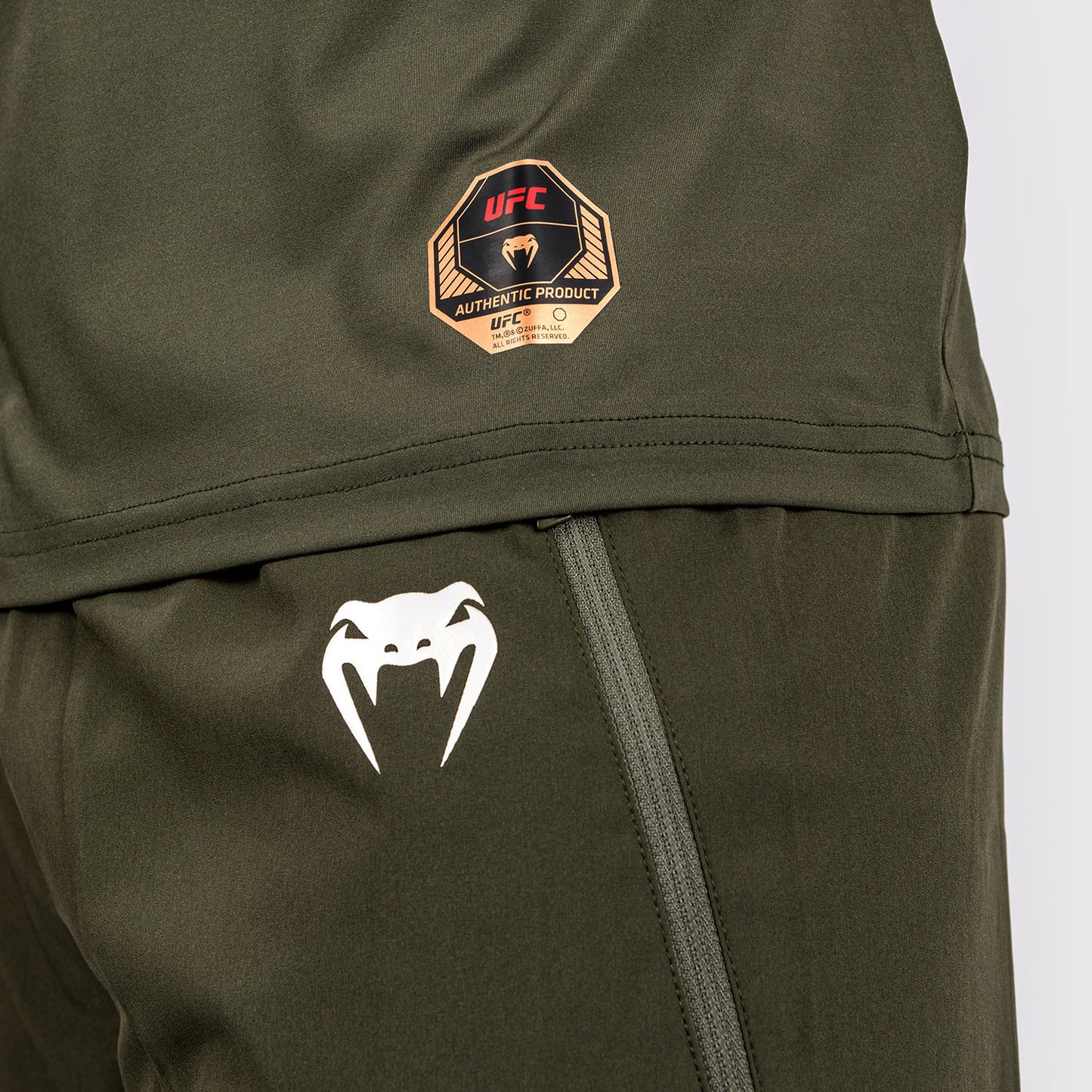 UFC Adrenaline by Venum Fight Week Dry-tech-T-Shirt für Männer - Khaki/Bronze