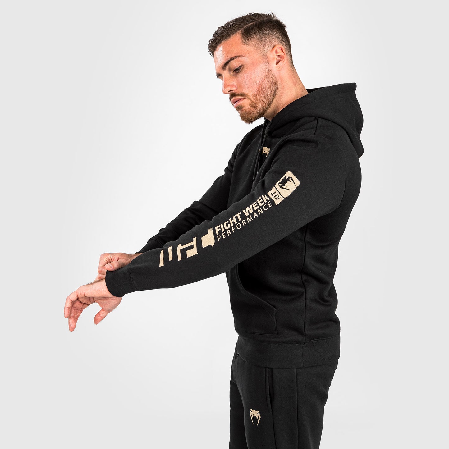 UFC Adrenaline by Venum Fight Week Herren Pullover Hoodie - Schwarz