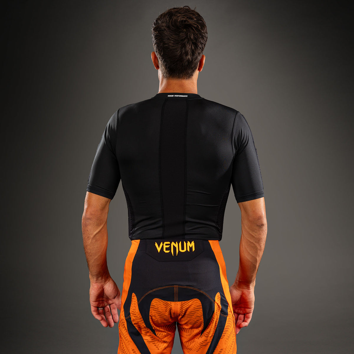 Venum MX Basics Protektoren-T-Shirt - Schwarz/Weiß