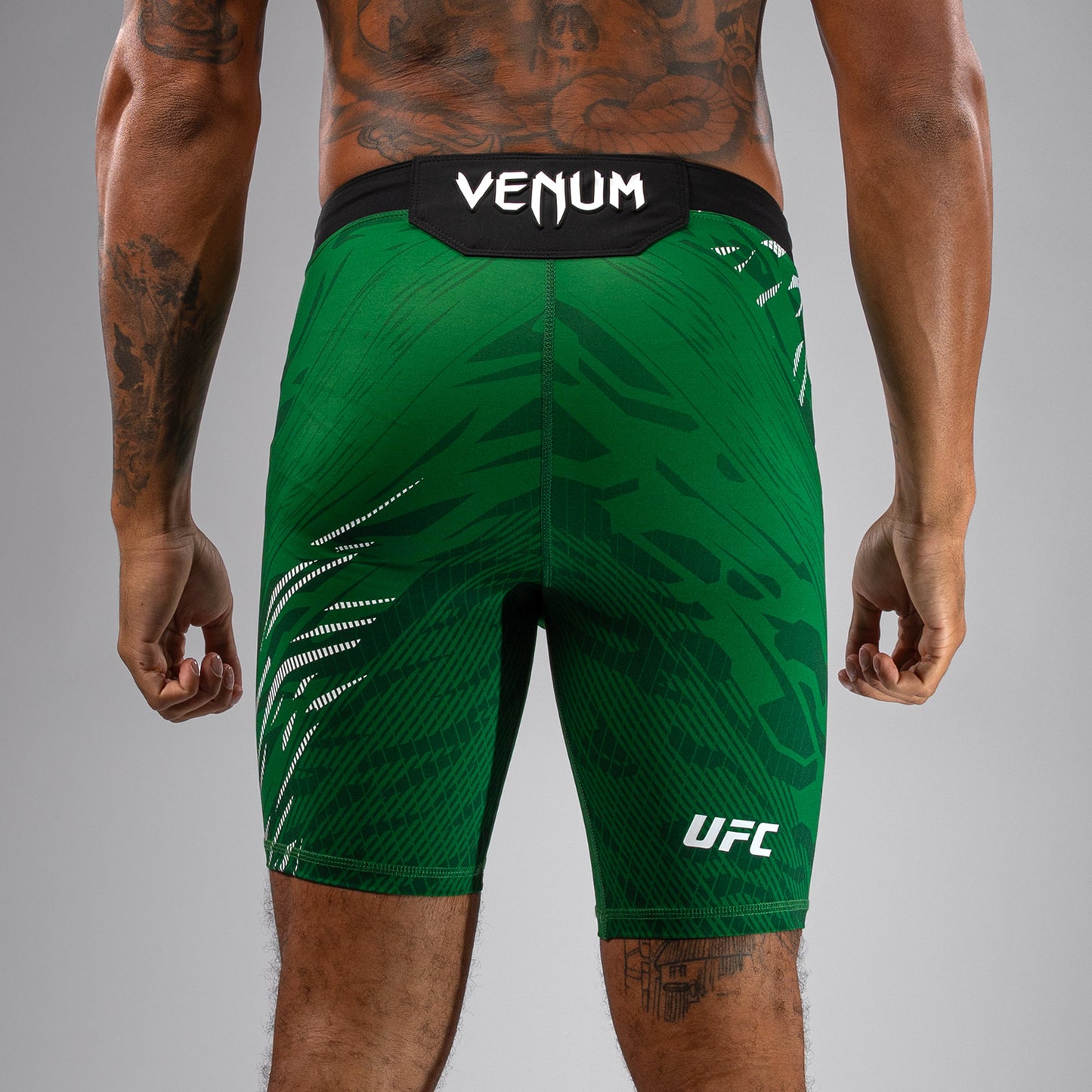 UFC Fusion by Venum Personalized Authentic Fight Night Herren Vale Tudo Short - Grün