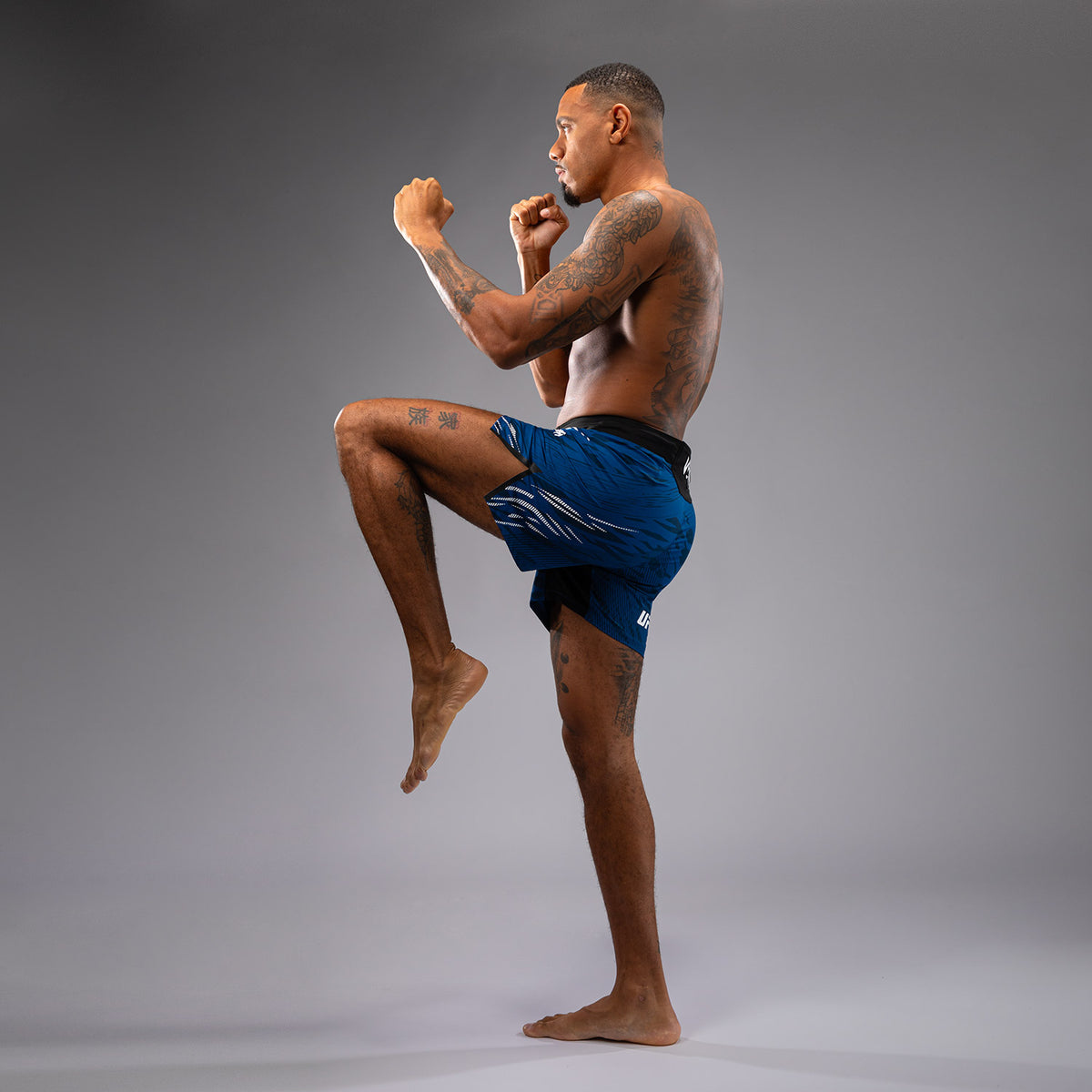 UFC Fusion by Venum Authentic Fight Night Herren Fight Short - Short Fit - Blau