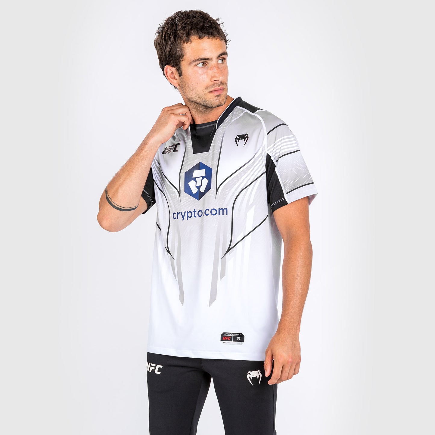 UFC Venum Authentic Fight Night 2.0 Männer Walkout Jersey - weiß