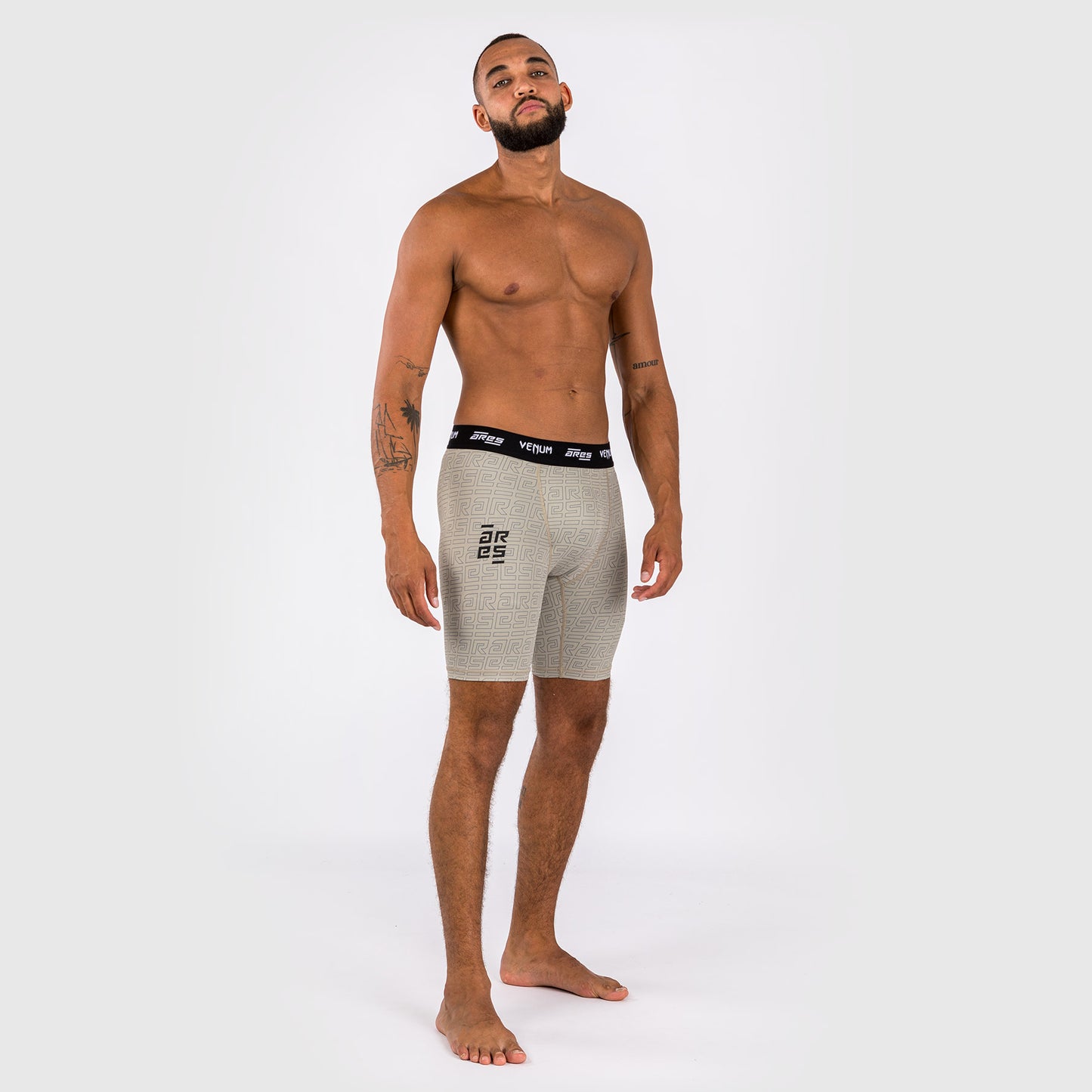 Venum x Ares 2.0 Kompressionsshorts - Sand