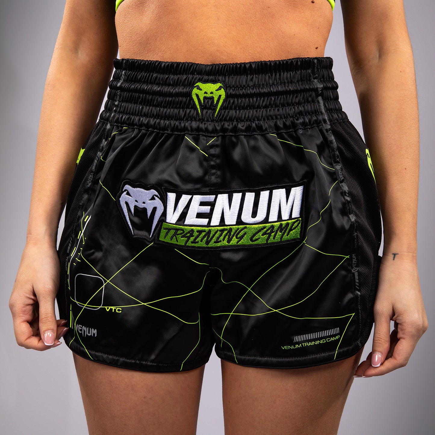 Venum Training Camp 4.0 Muay Thai Shorts - Schwarz/Neongrün