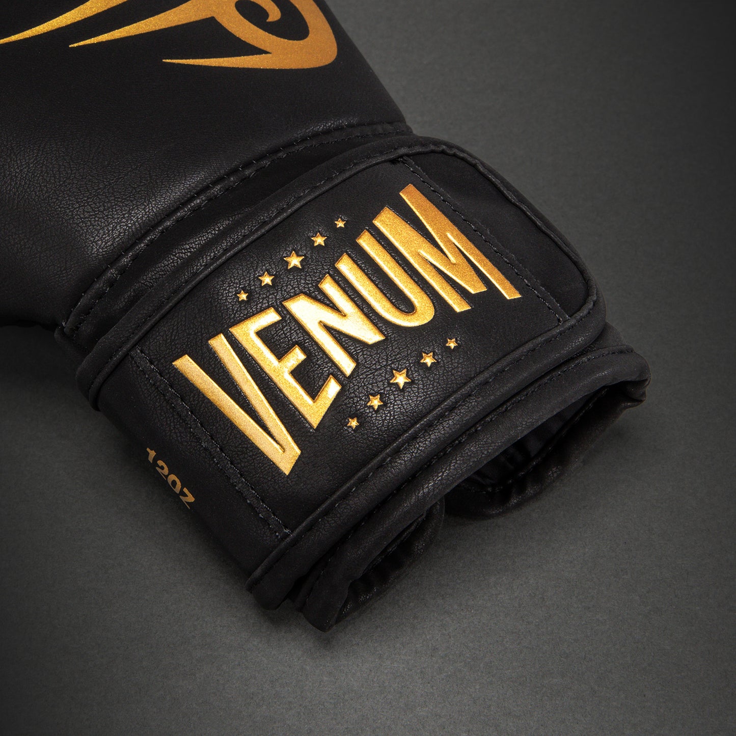 Venum Mike Tyson Replica Boxhandschuhe – Schwarz/Gold