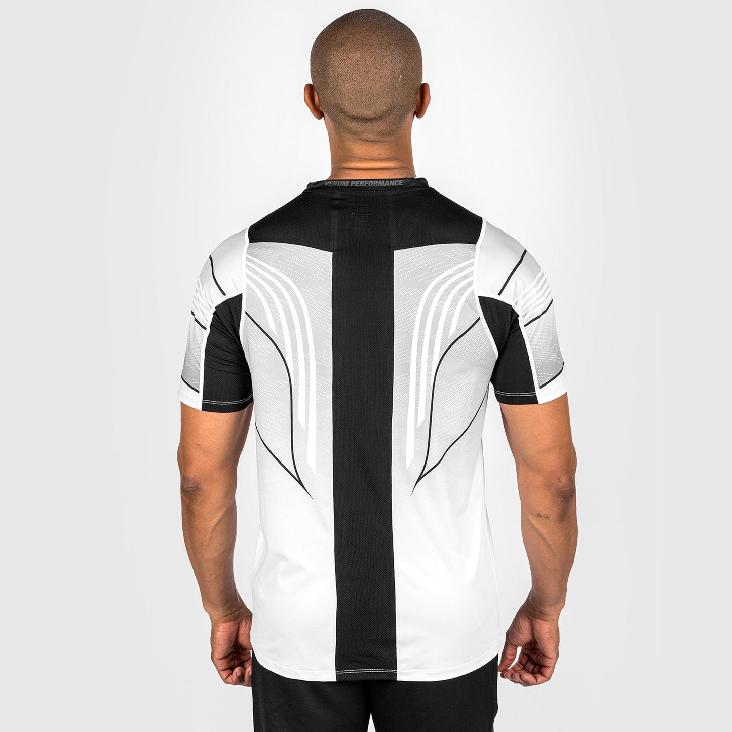 UFC Venum personalisierte authentische Fight Night 2.0 Männer Walkout Jersey - weiß