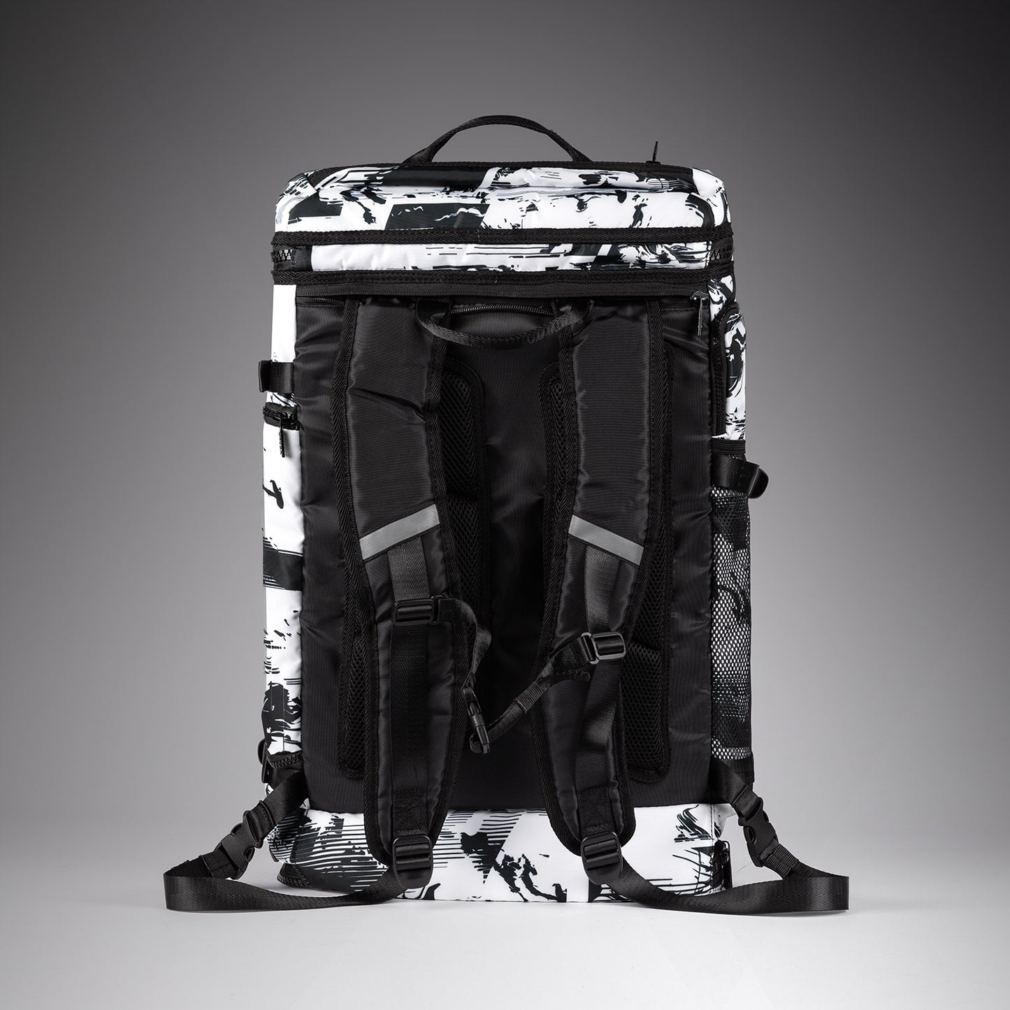 UFC Zenith by Venum Authentic Fight Week Sporttasche - Weiß