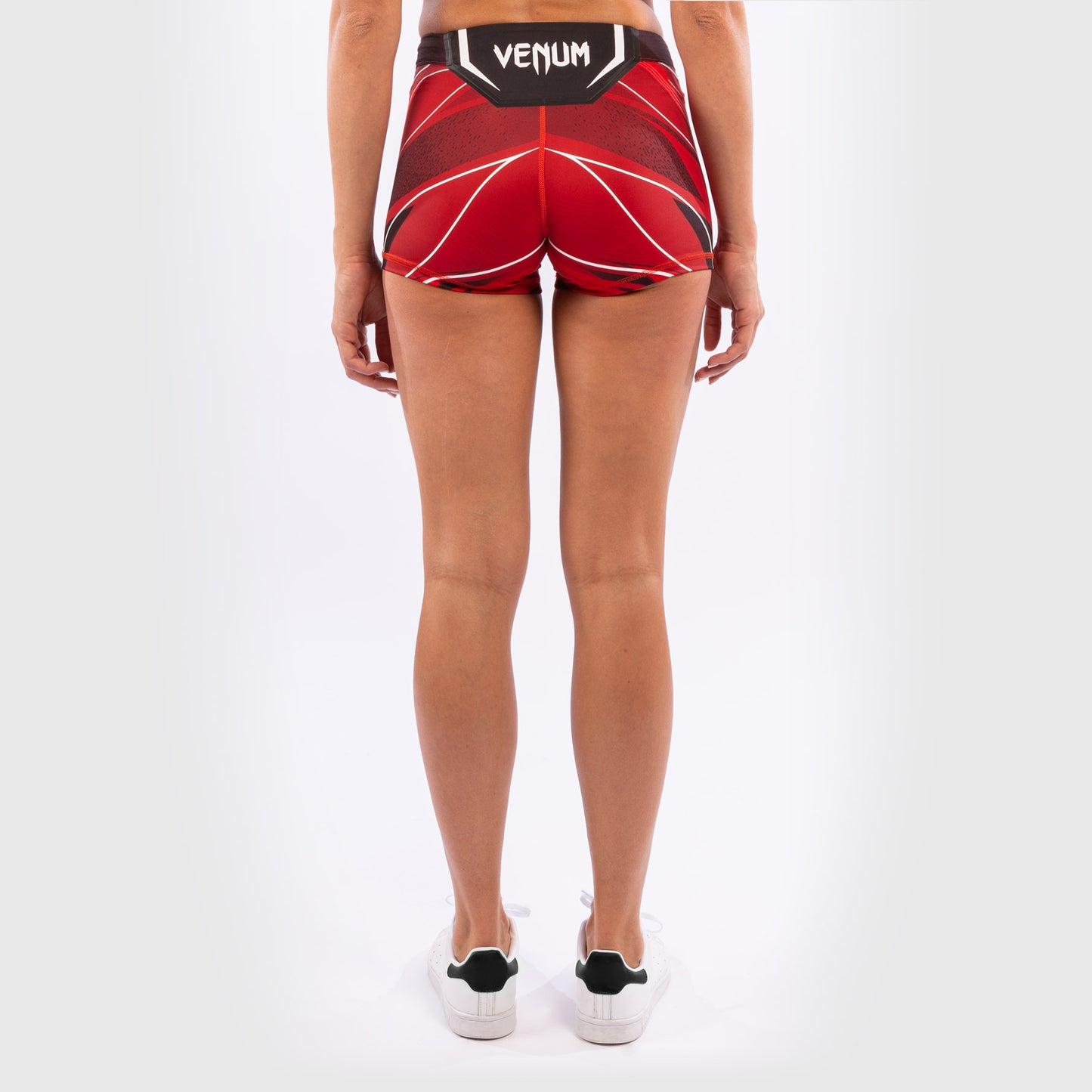 UFC Venum Authentic Fight Night Damen Vale Tudo Shorts - Short Fit - Rot