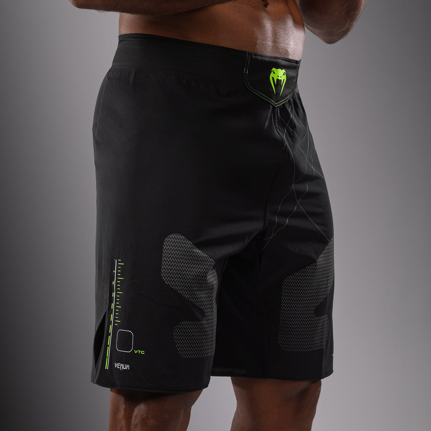Venum Training Camp 4.0 Fight Shorts - Schwarz/Neongrün