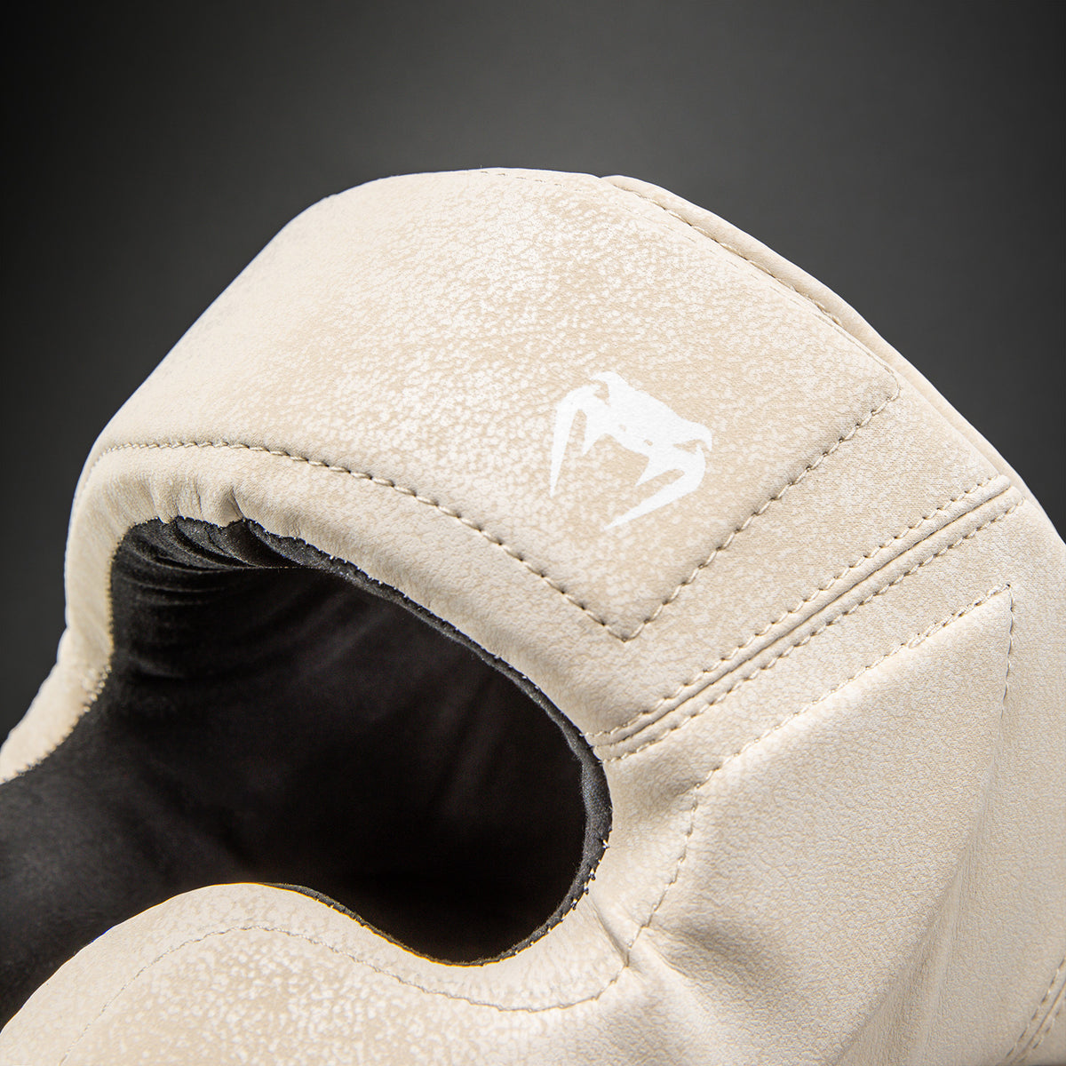 Venum Stone 2.0 Kopfschutz – Sand