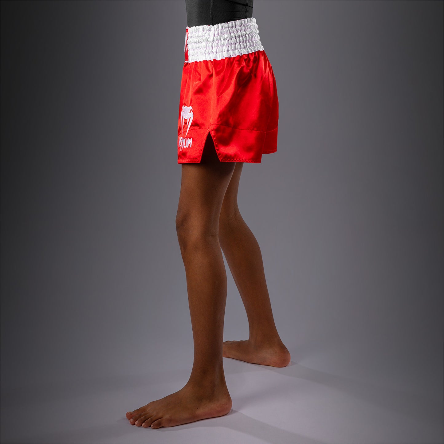 Venum Classic Muay-Thai-Shorts für Kinder – Feuerrot