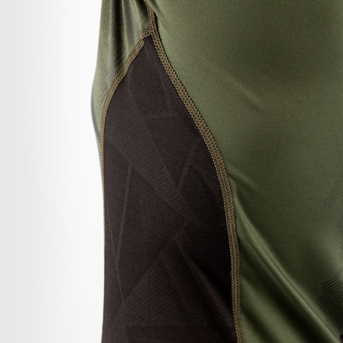 Venum UFC Authentic Fight Week Damen-Performance-Kurzarm-T-Shirt – Khaki
