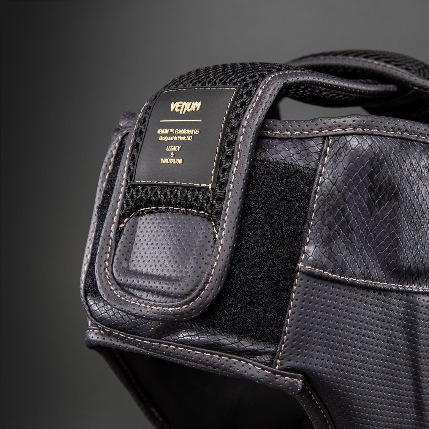 Venum Impact Evo Scales Kopfschutz – Dunkellila