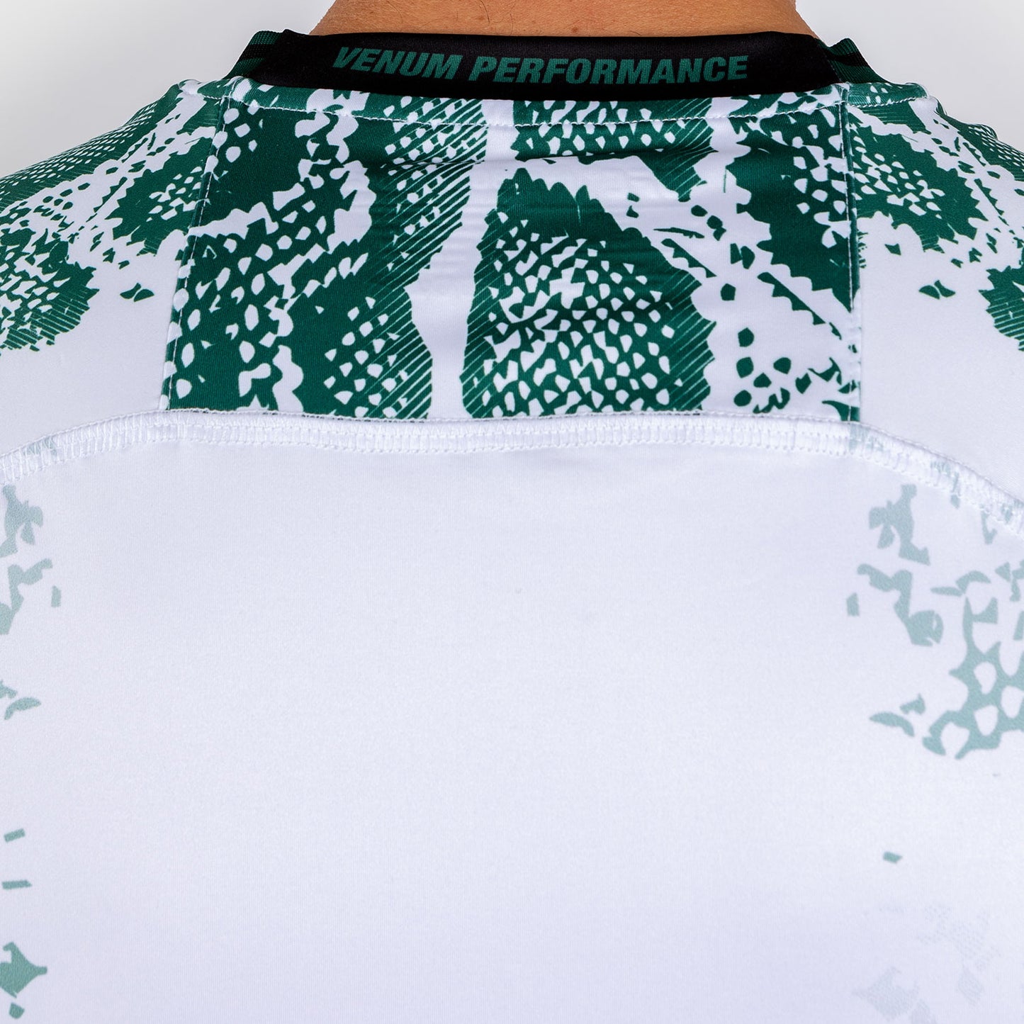 UFC Adrenaline by Venum Authentic Fight Night Trikot für Männer - Emerald Edition - Weiß/Grün