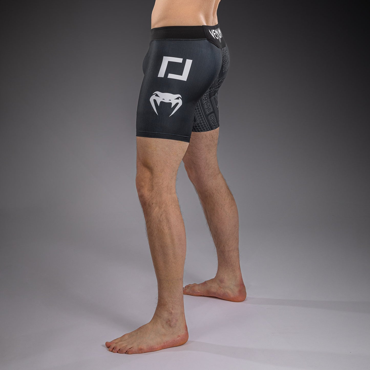 Karate Combat by Venum Kompressionsshort – Schwarz/Grau