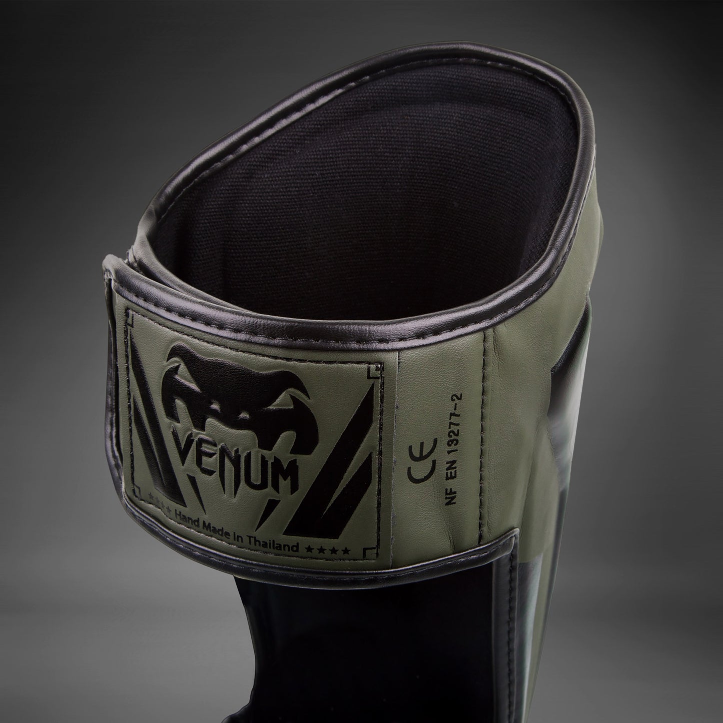 Venum Elite Standup Schienbeinschützer - Khaki/Schwarz
