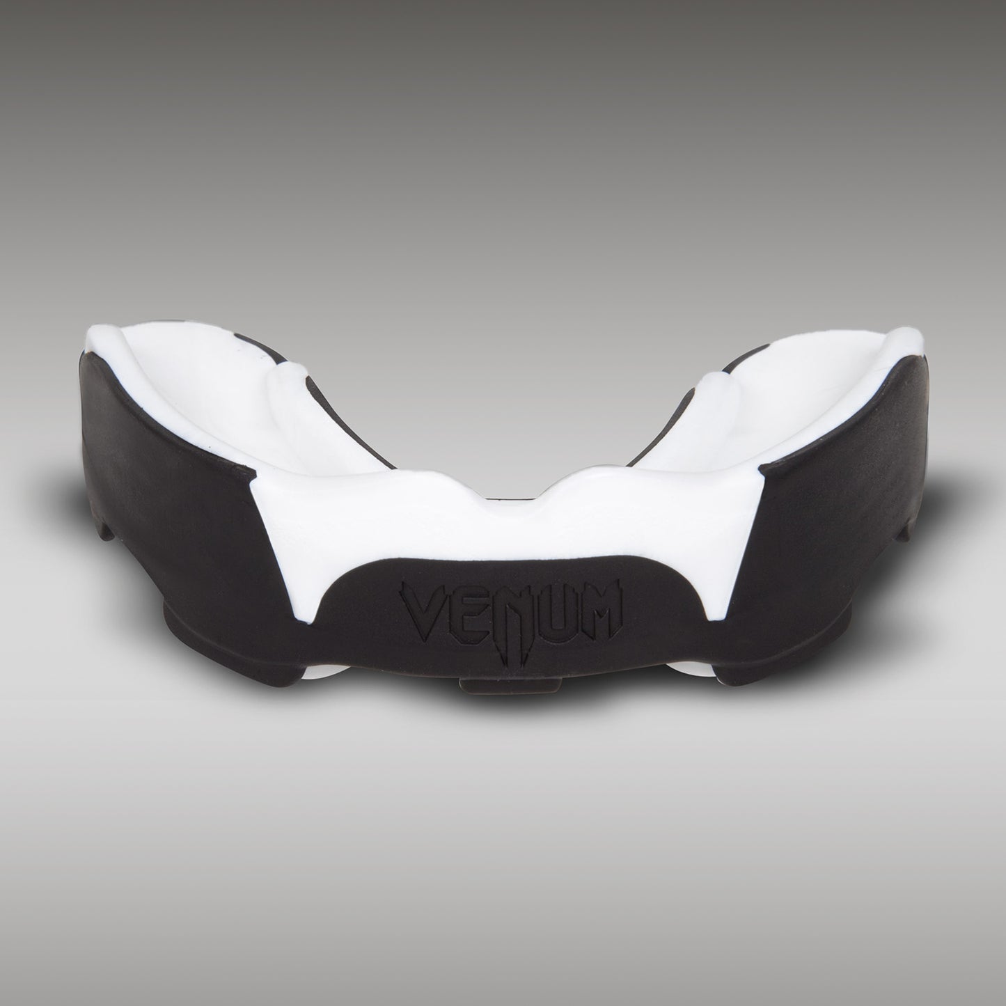 Venum Predator Mundschutz - Schwarz/Weiß