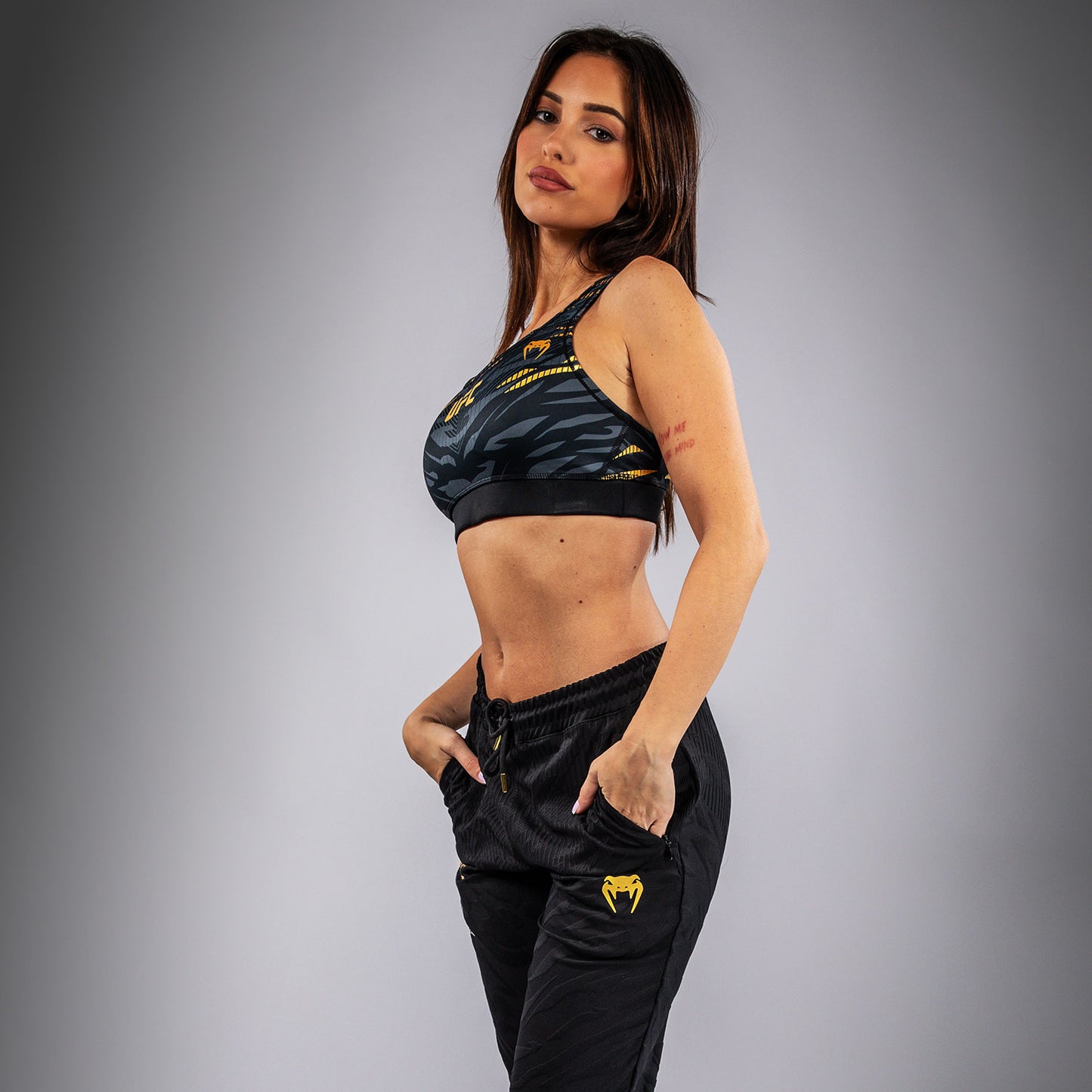 UFC Fusion by Venum Authentic Fight Night Damen Sport-BH - Champion