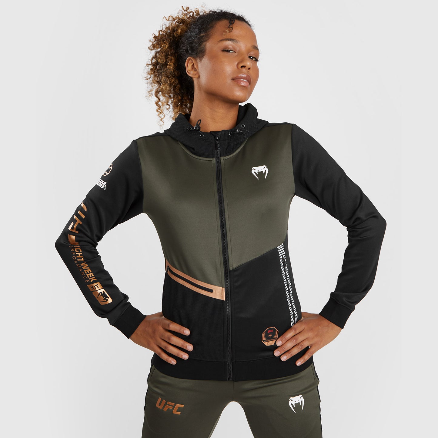 UFC Adrenaline by Venum Fight Week Zip Hoodie für Frauen - Khaki/Bronze