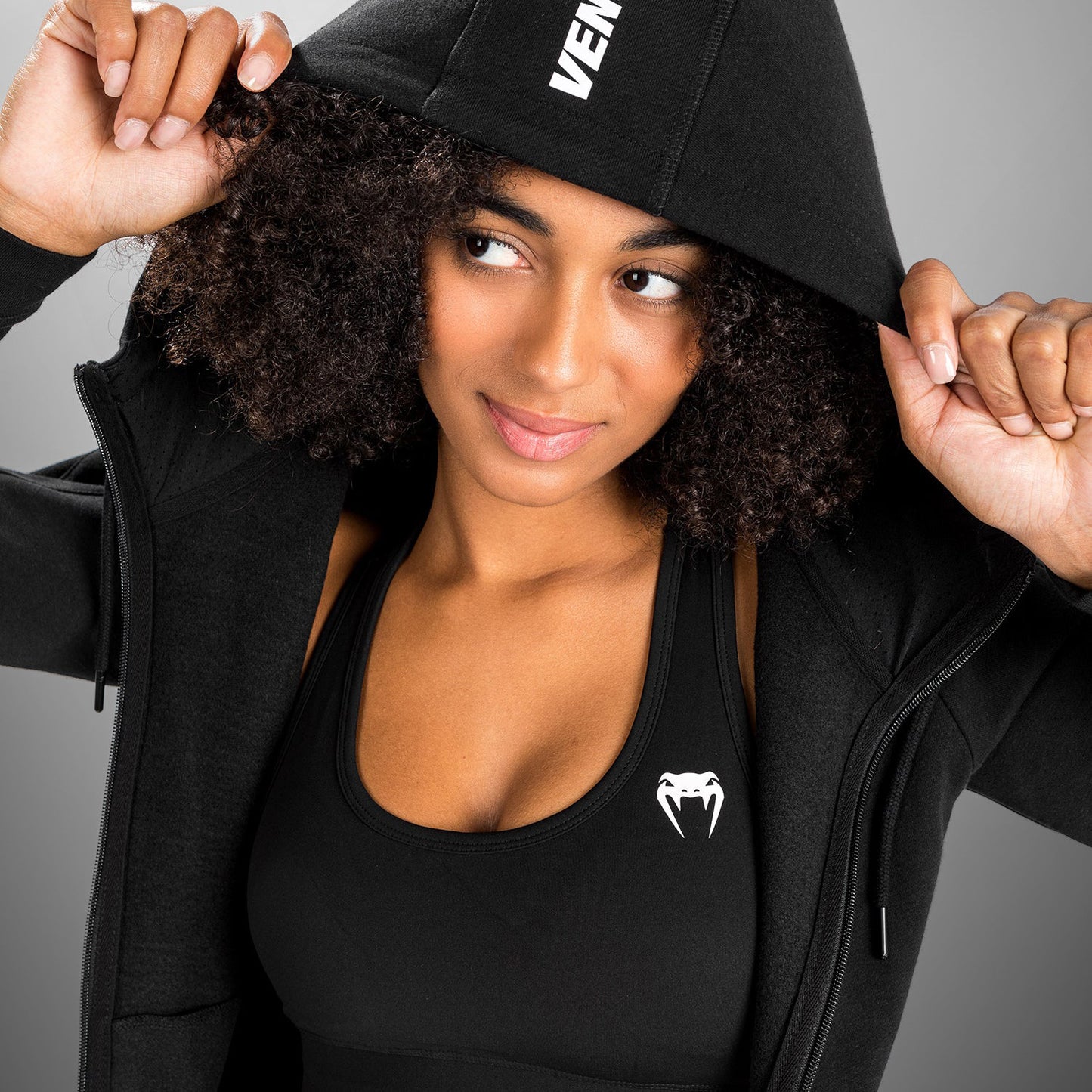 Venum Essential Hoodie - Schwarz
