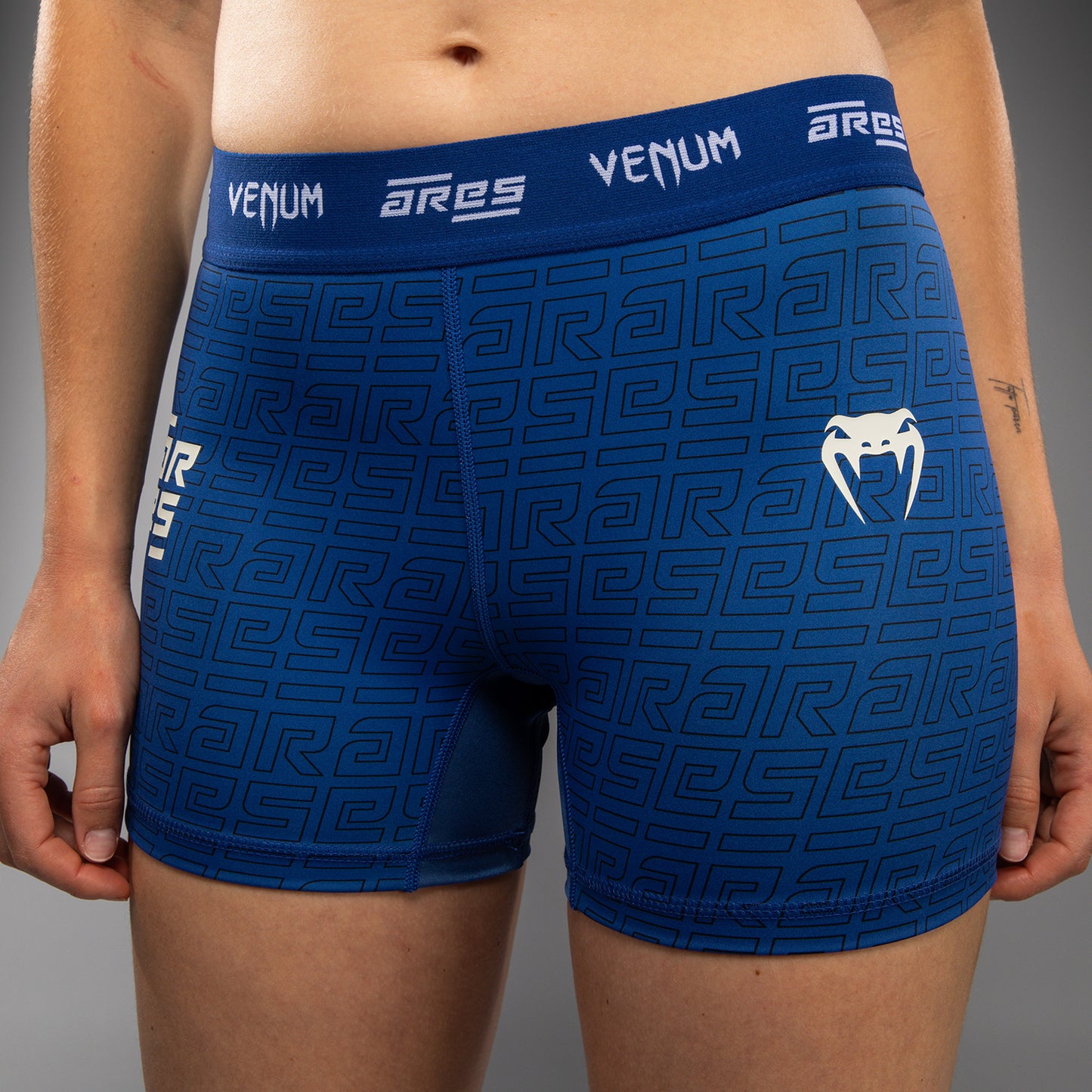 Venum x Ares Damen Vale Tudo Shorts - Königsblau