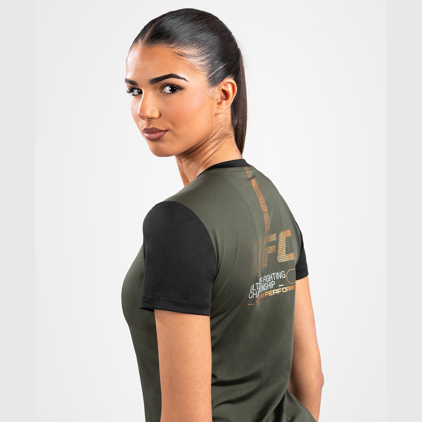 UFC Adrenaline by Venum Fight Week Dry-Tech-T-Shirt für Frauen - Khaki/Bronze