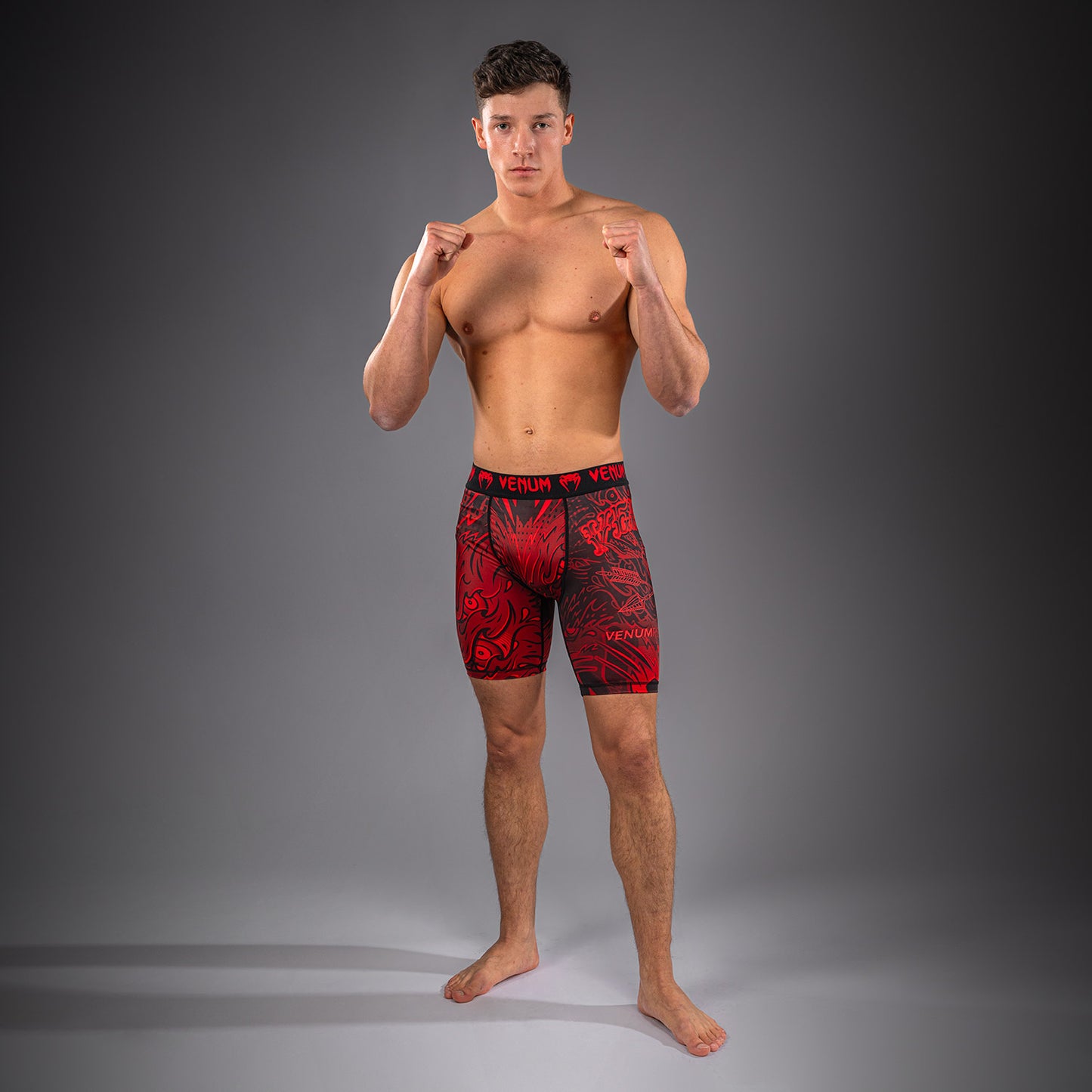 Venum Wolf Atak Kompressionsshort – Schwarz/Rot