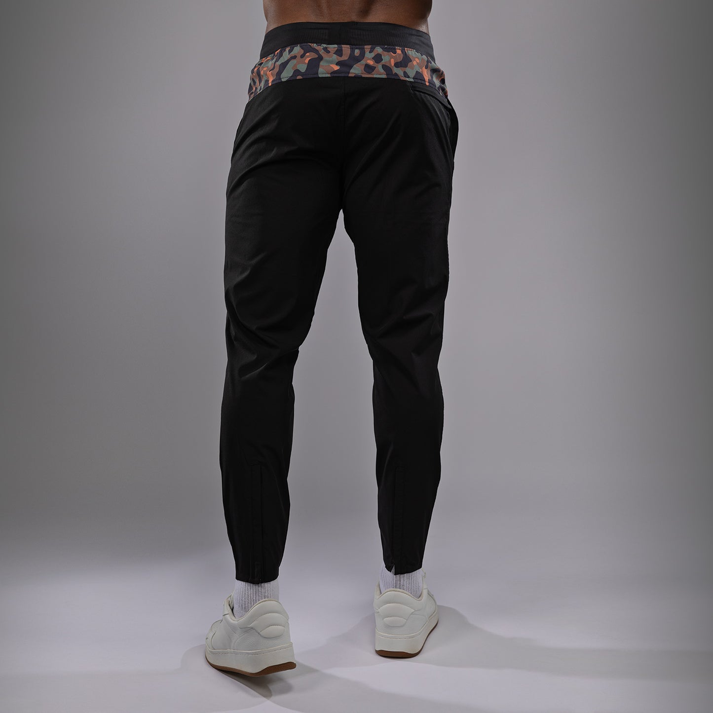 Venum Jungle Ops Herren Jogger - Schwarz/Canyon Camo